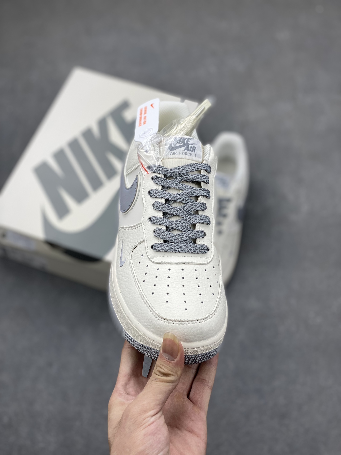 Nike Air Force 1 '07 Low Stussy Collab Mica Grey Sneakers 3 i1695425761 9165 1