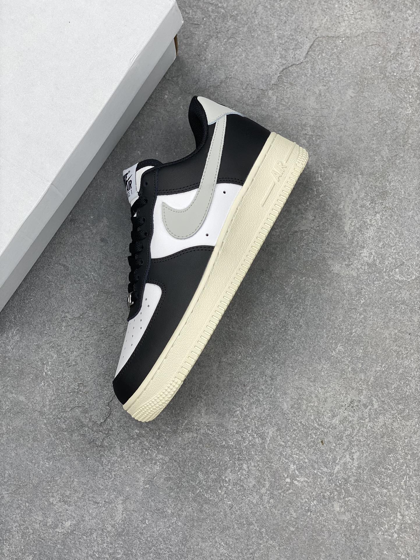 Nike Air Force 1 Low Black White Casual Sneakers FQ6848-101 8 i1695426018 6278 6