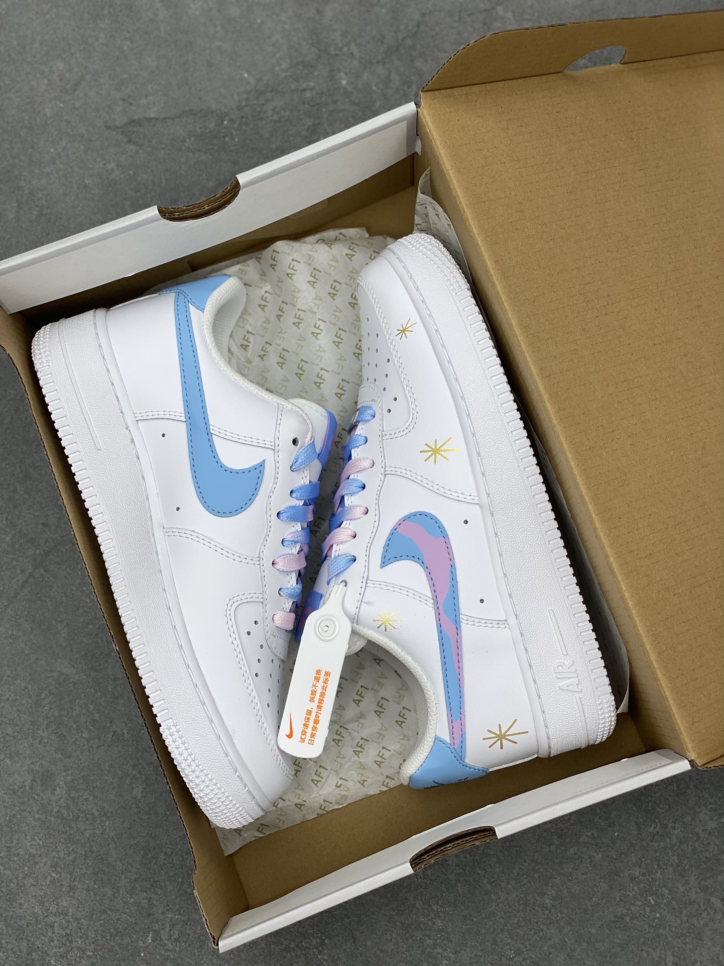 Nike Air Force 1 Low White Blue Pink Dream Sneakers DD8959-100 10 i1695590563 1000 7