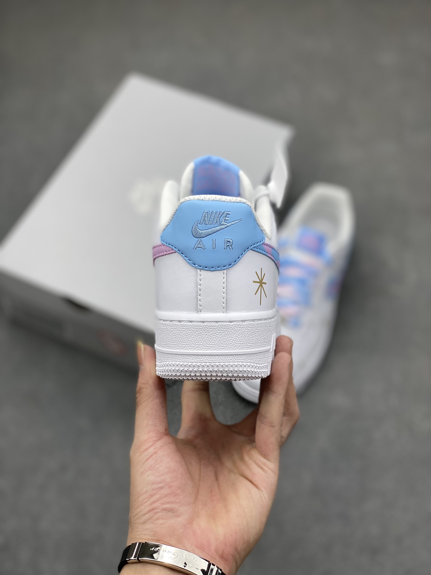 Nike Air Force 1 Low White Blue Pink Dream Sneakers DD8959-100 5 i1695590563 9171 3