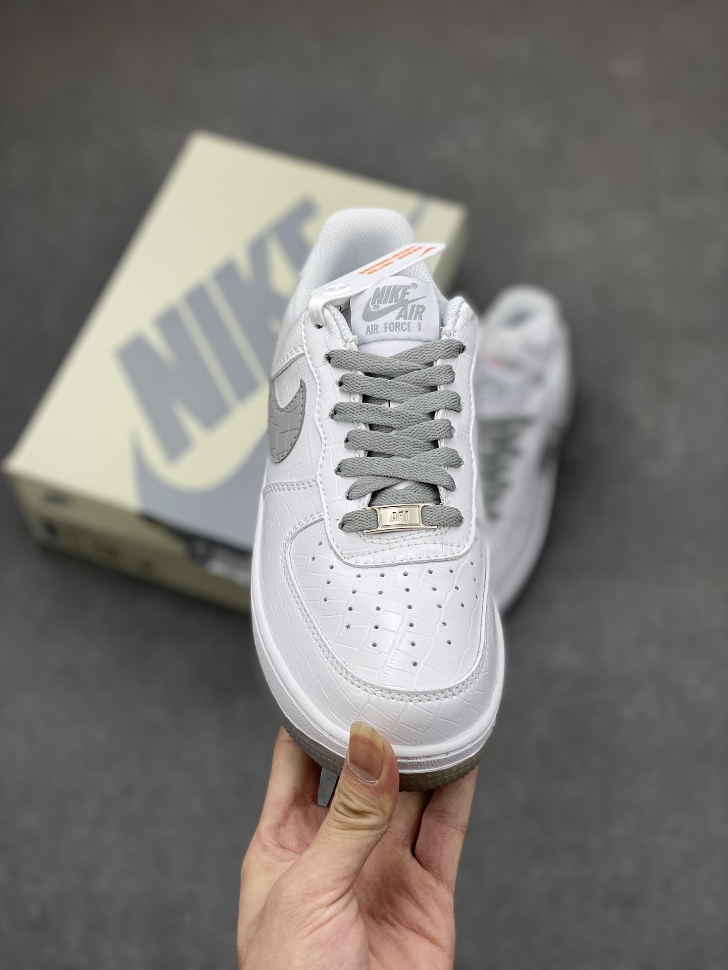 Nike Air Force 1 Low Ladainian Tomlinson White Gray Casual Shoes 3 i1695590687 772 1