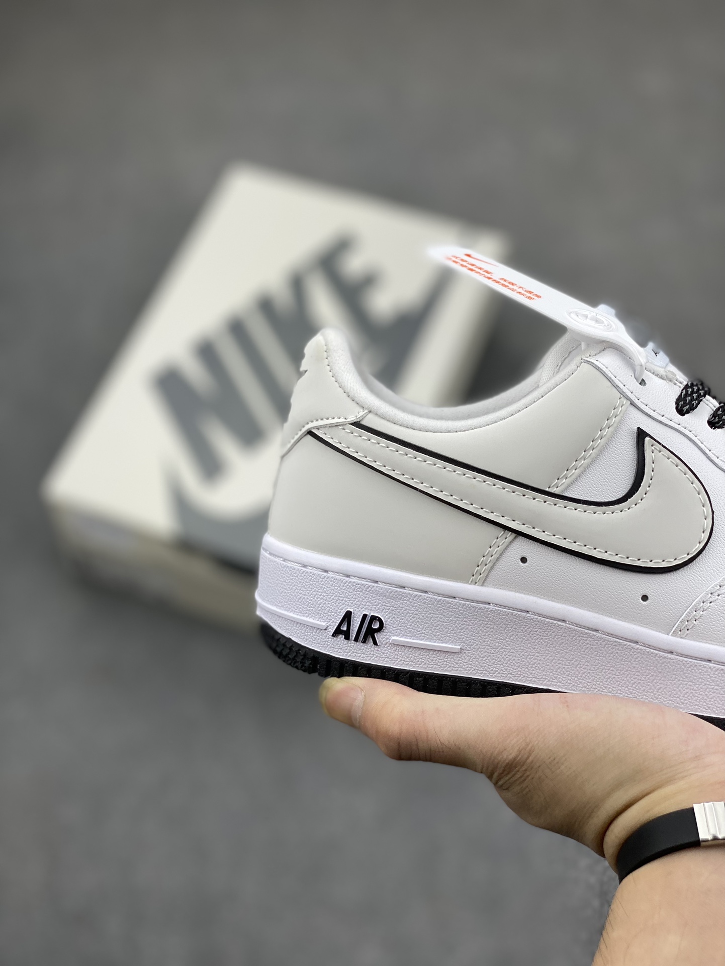 Nike Air Force 1 '07 Low 'White Black' Sneakers YZ8115-003 6 i1695590735 4235 4