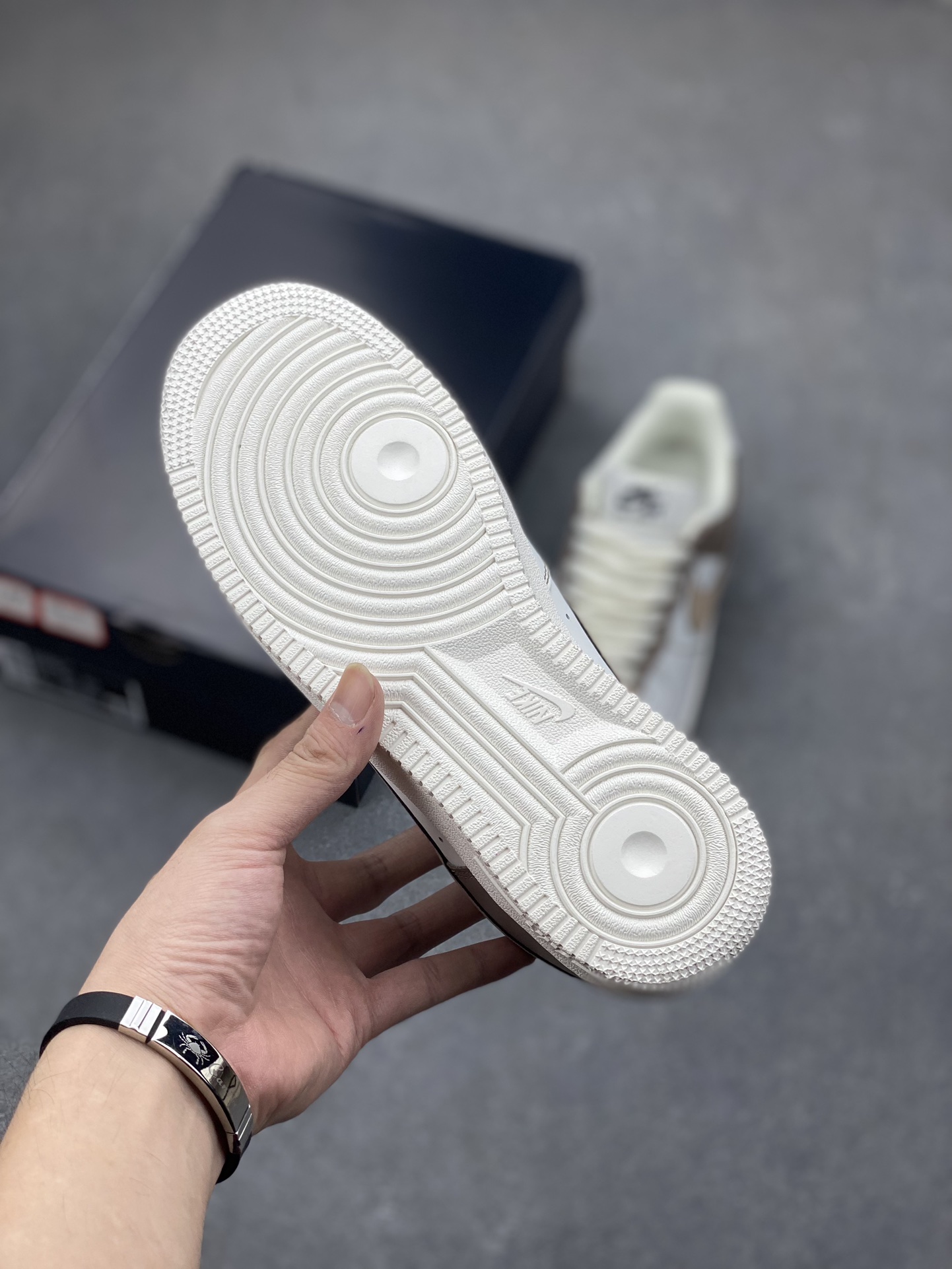 Nike Air Force 1 '07 Low White/Mushroom Casual Shoes DT0226-303 7 i1696790312 5719 5