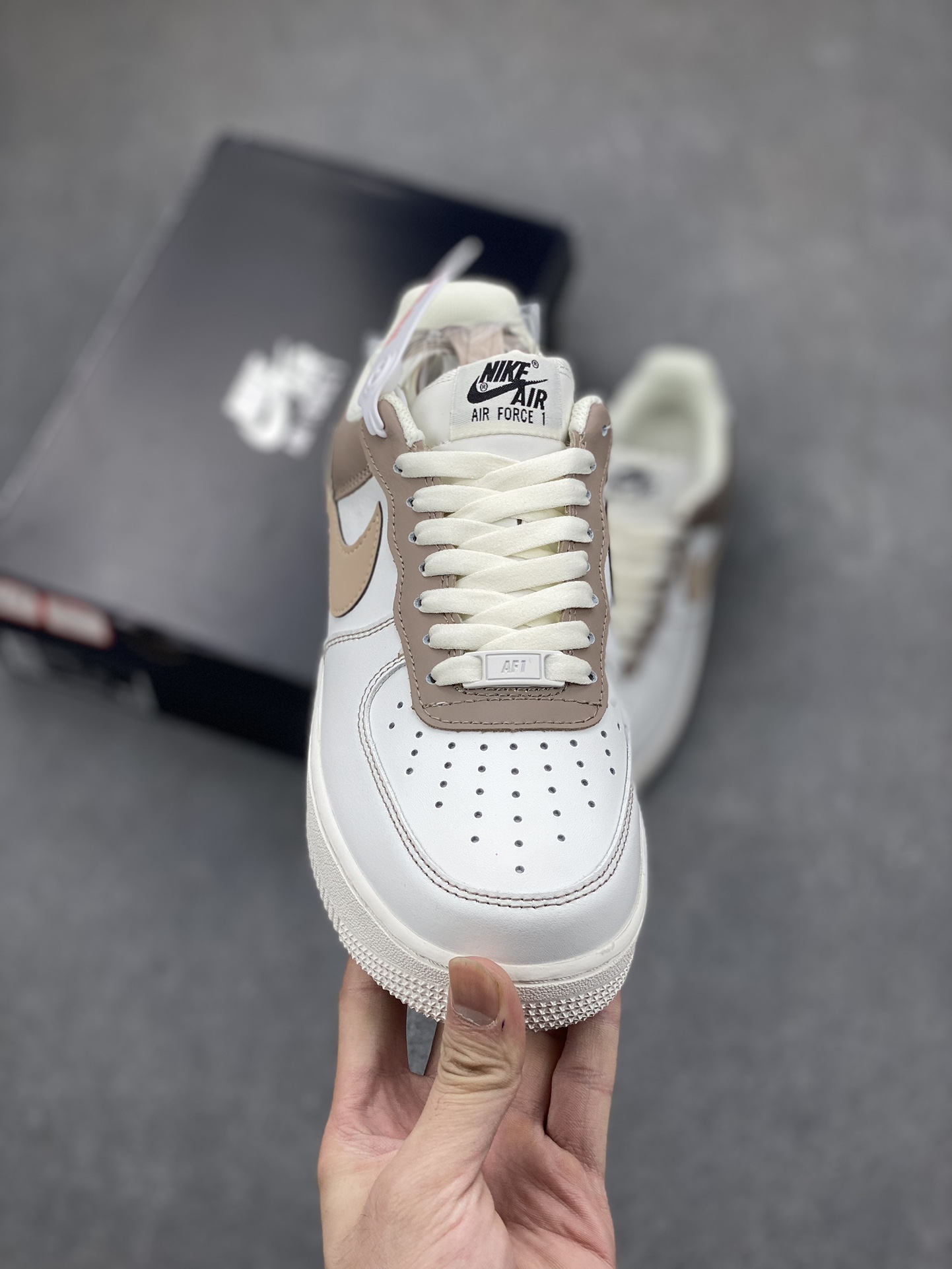 Nike Air Force 1 '07 Low White/Mushroom Casual Shoes DT0226-303 3 i1696790312 6678 1