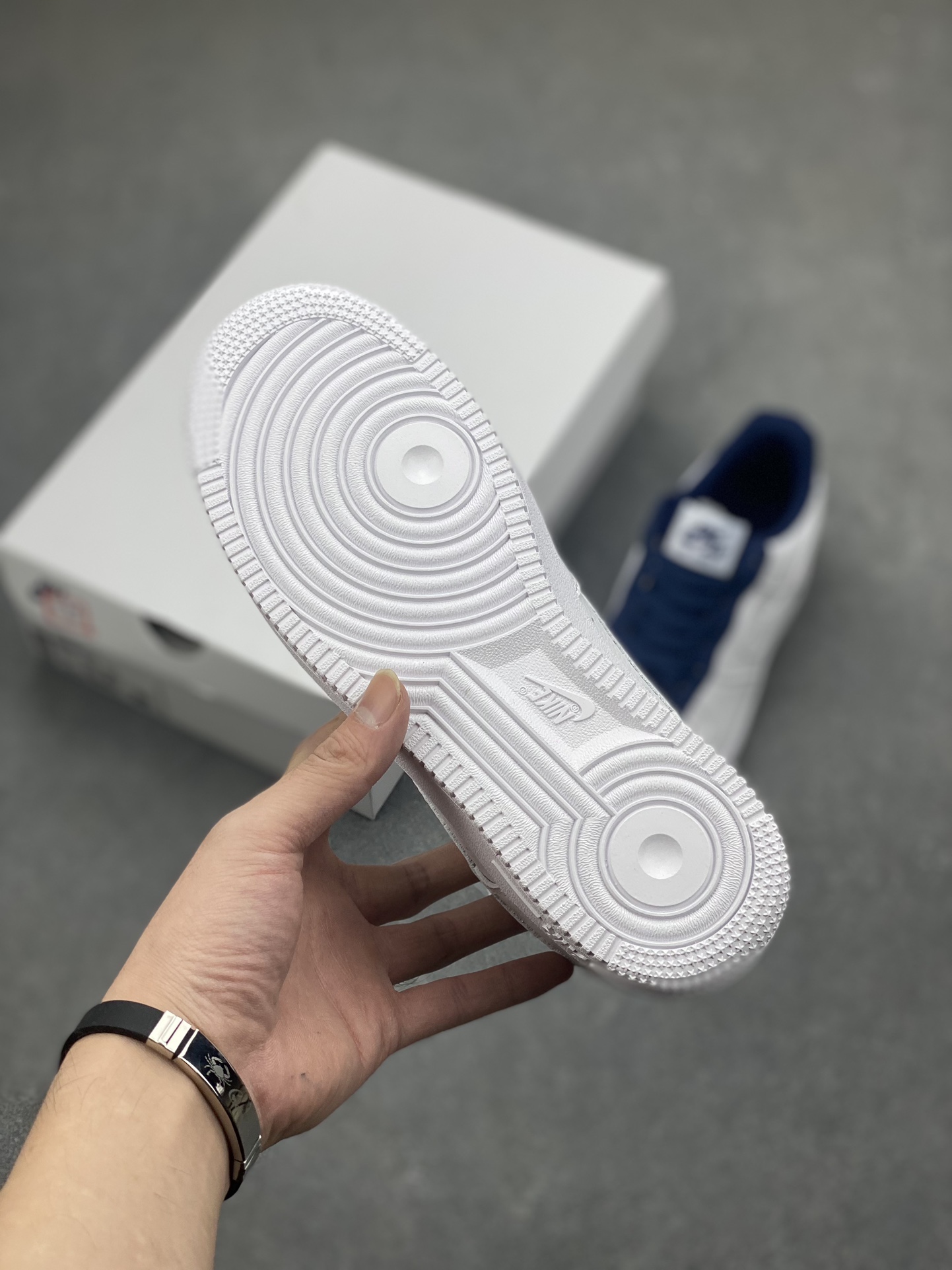 Nike Air Force 1 '07 Low White/Navy Blue, Original Edition - Size 36-45 7 i1696890758 903 5