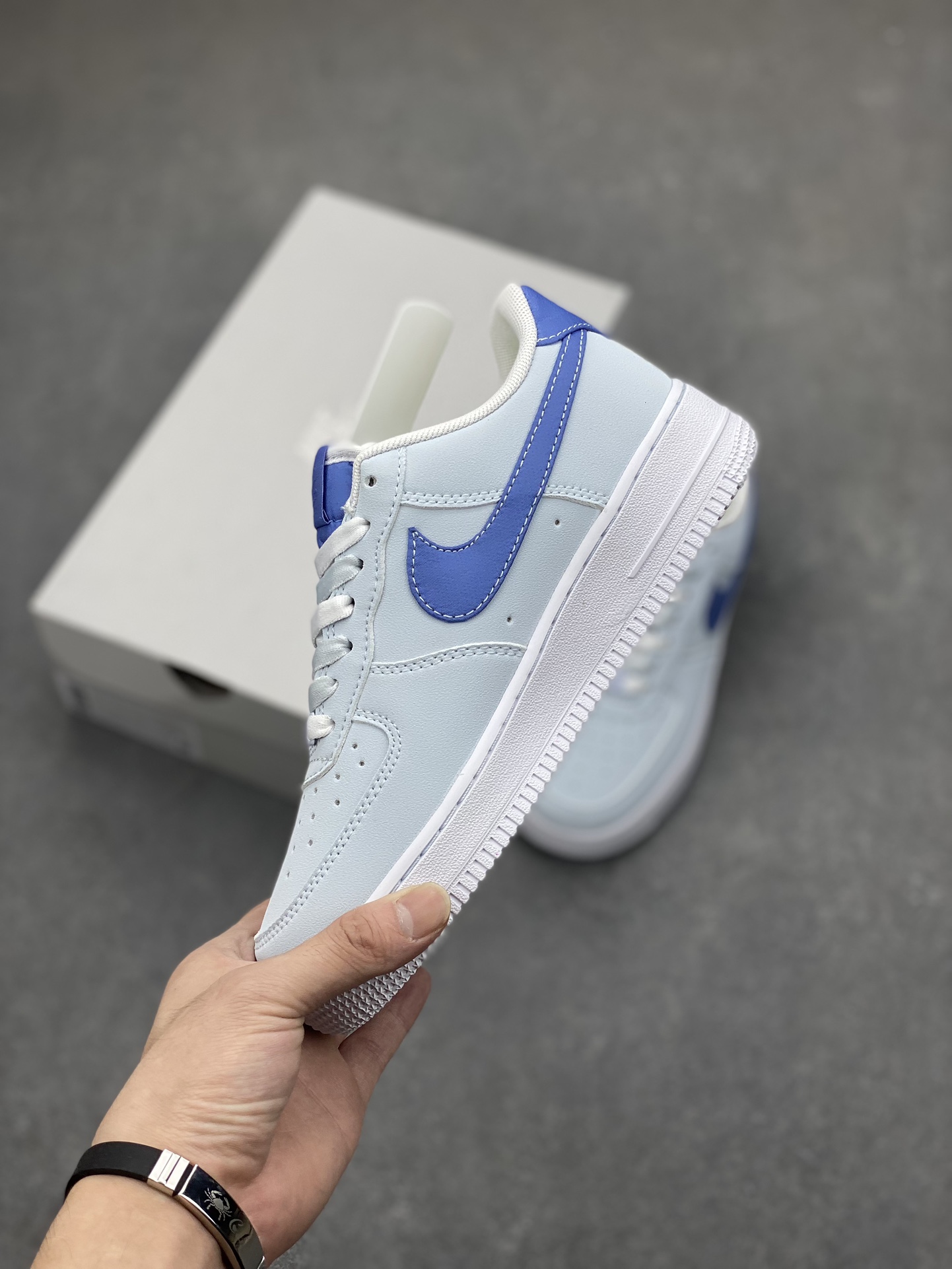 Nike Air Force 1 '07 Low Blue Gale/White - Iconic Comfort and Style 4 i1696975101 5598 2