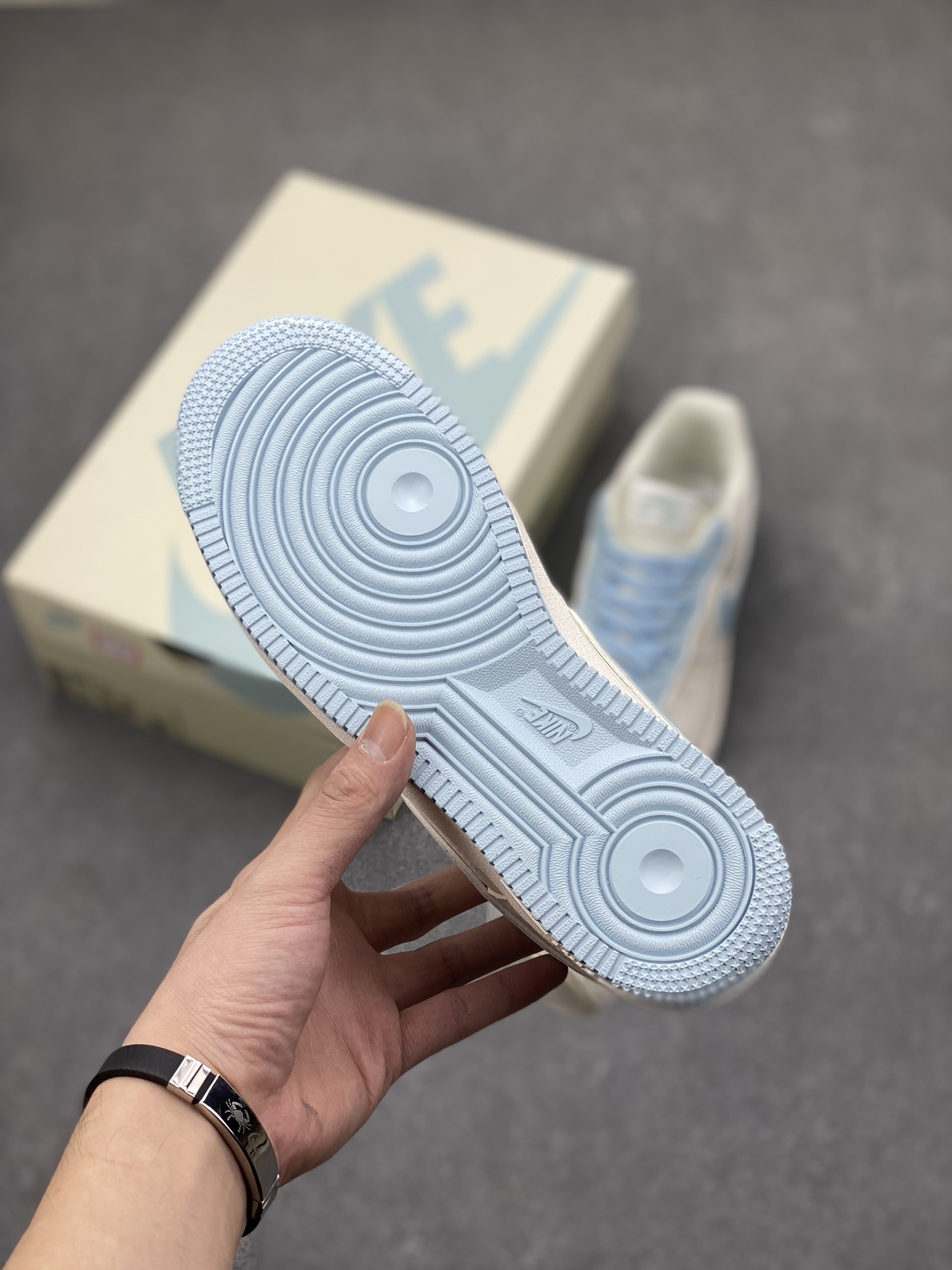 Nike Air Force 1 '07 Low Pale Ivory/Celestine Blue - Iconic Style, Lasting Comfort 7 i1697146948 7863 5