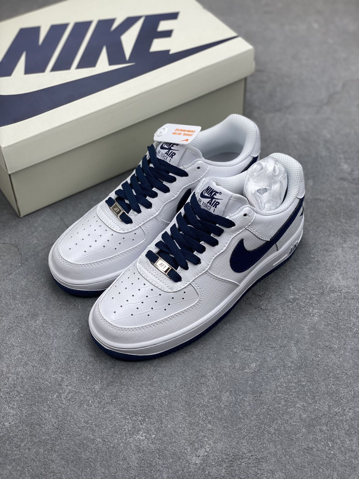 Nike Air Force 1 Low White Blue Croc Embossed Leather Sneakers DD0614-332 9 i1697674782 4206 7