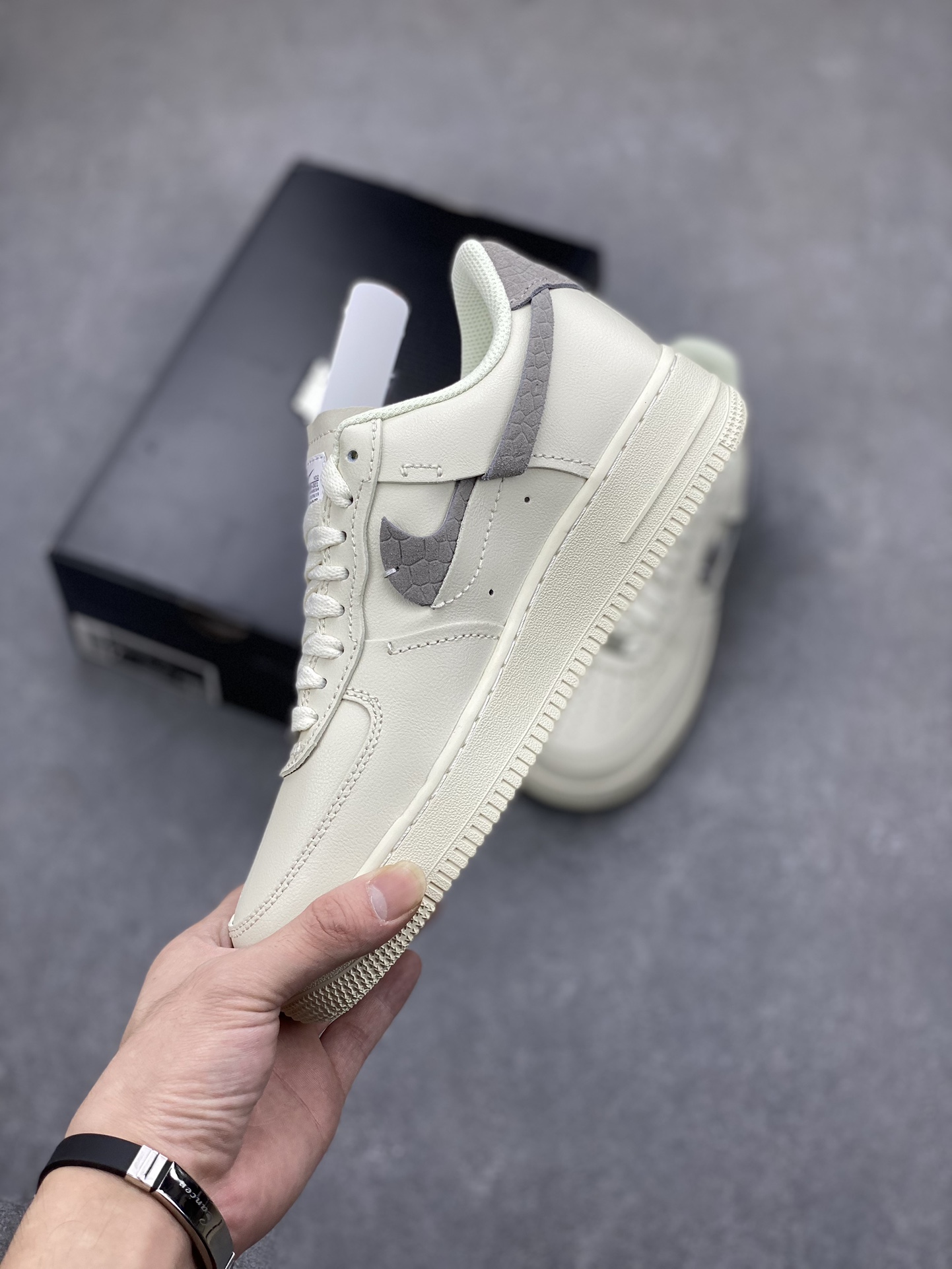 Nike Air Force 1 Low Cut-Out Swoosh Ivory Sneakers DH3869-001 4 i1697675112 4300 2