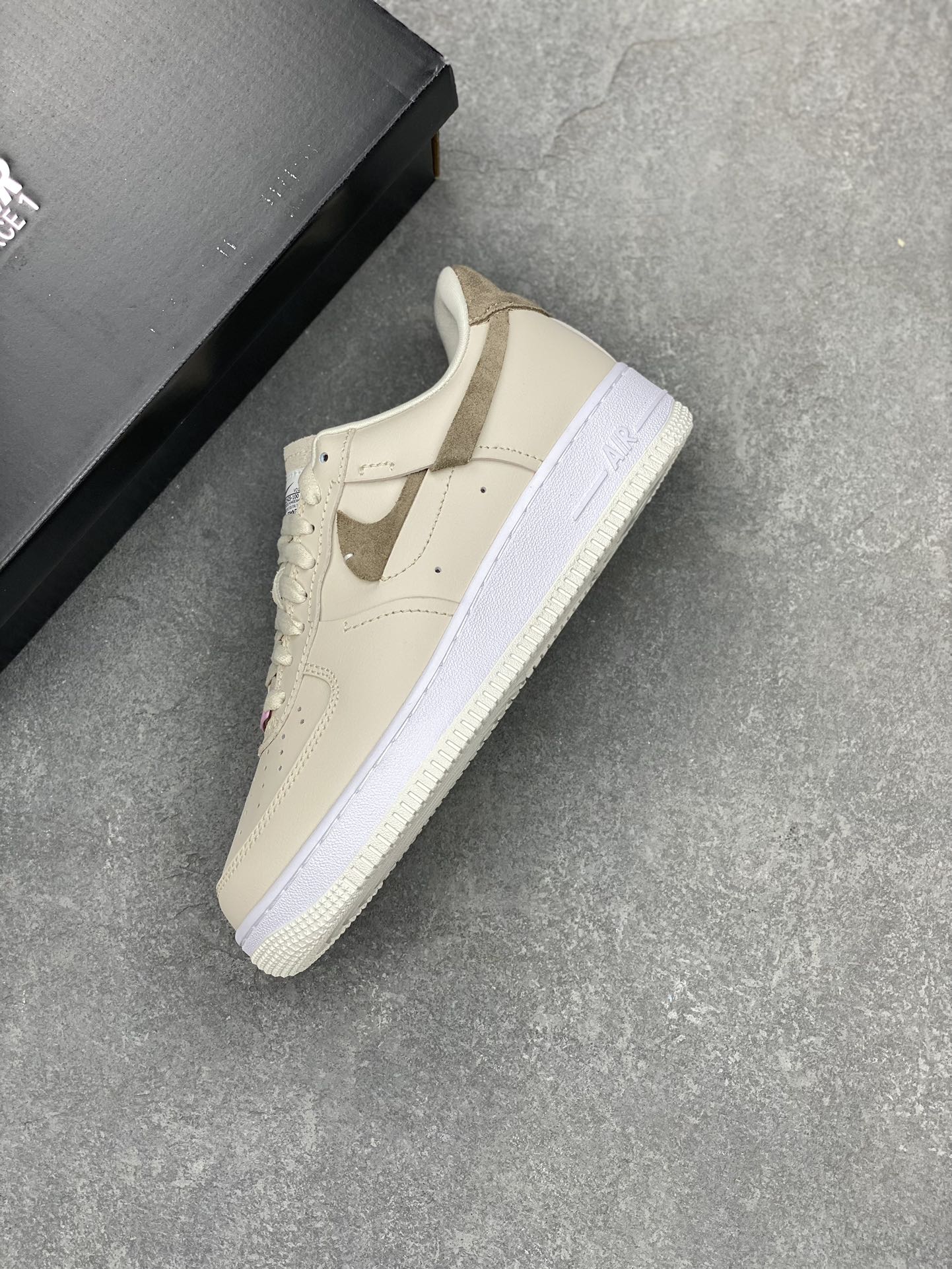 Nike Air Force 1 Low Cut-Out Swoosh Casual Sneakers DC1425-100 8 i1697675163 3687 6