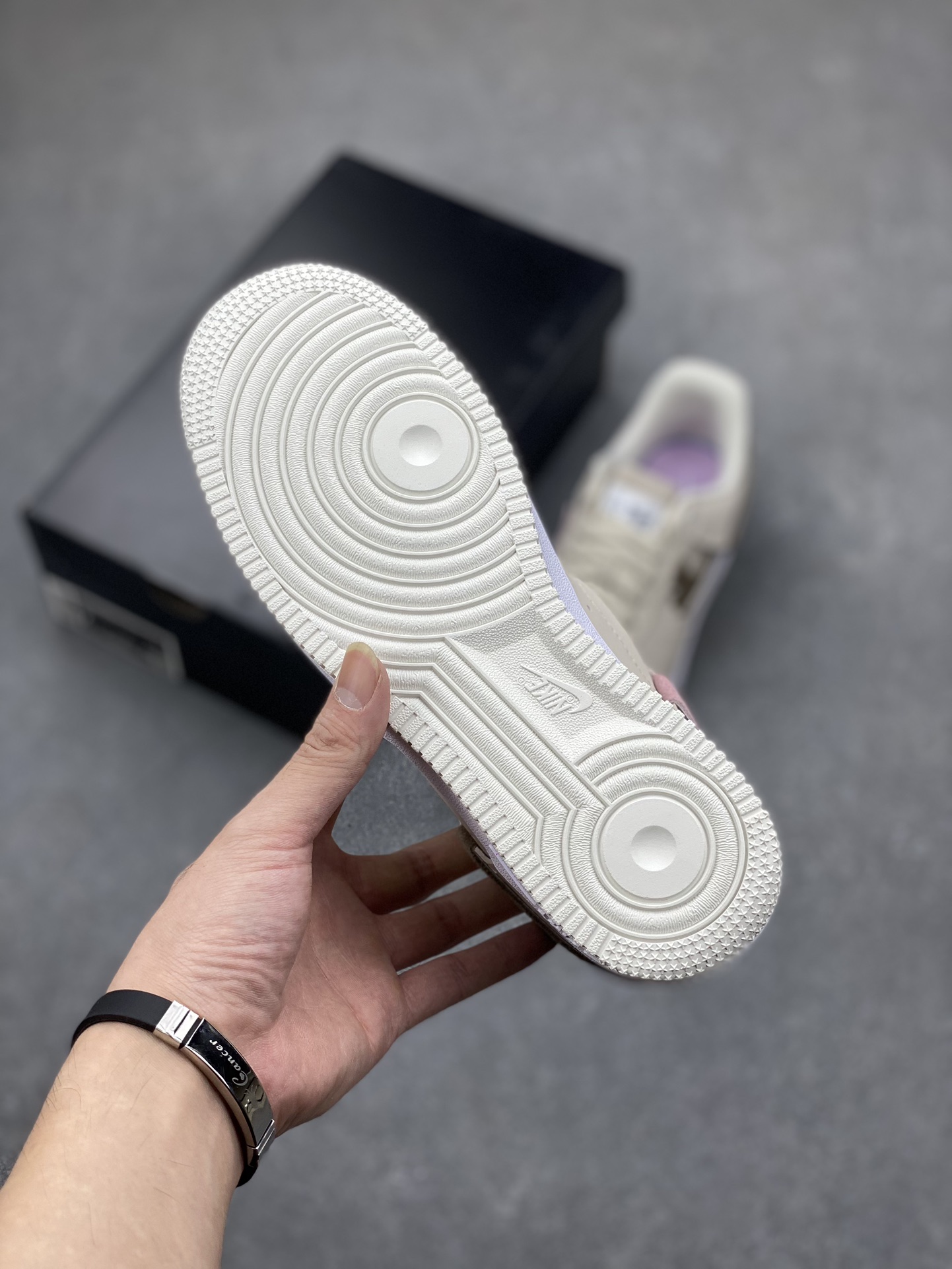 Nike Air Force 1 Low Cut-Out Swoosh Casual Sneakers DC1425-100 7 i1697675163 9787 5