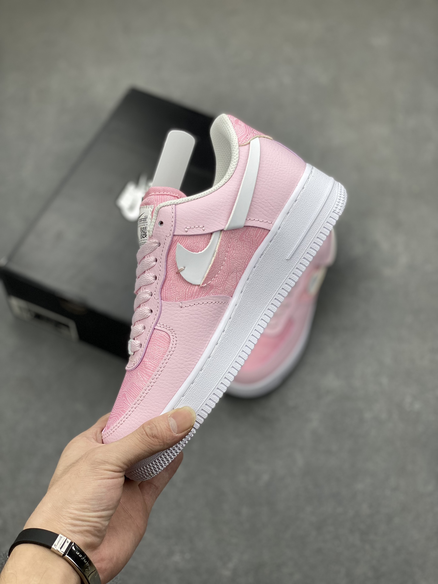 Nike Air Force 1 Low Cut-Out Swoosh Pink Oxford (Women's) DJ6904-600 4 i1697675331 2179 2