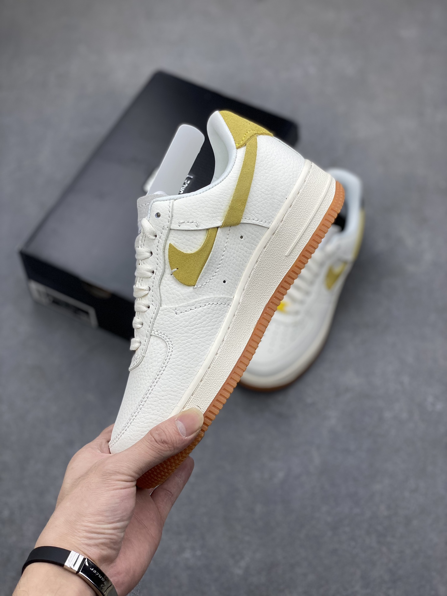 Nike Air Force 1 Low Cut Out Swoosh White Black DV0740-101 Sneakers 4 i1697675368 3092 2