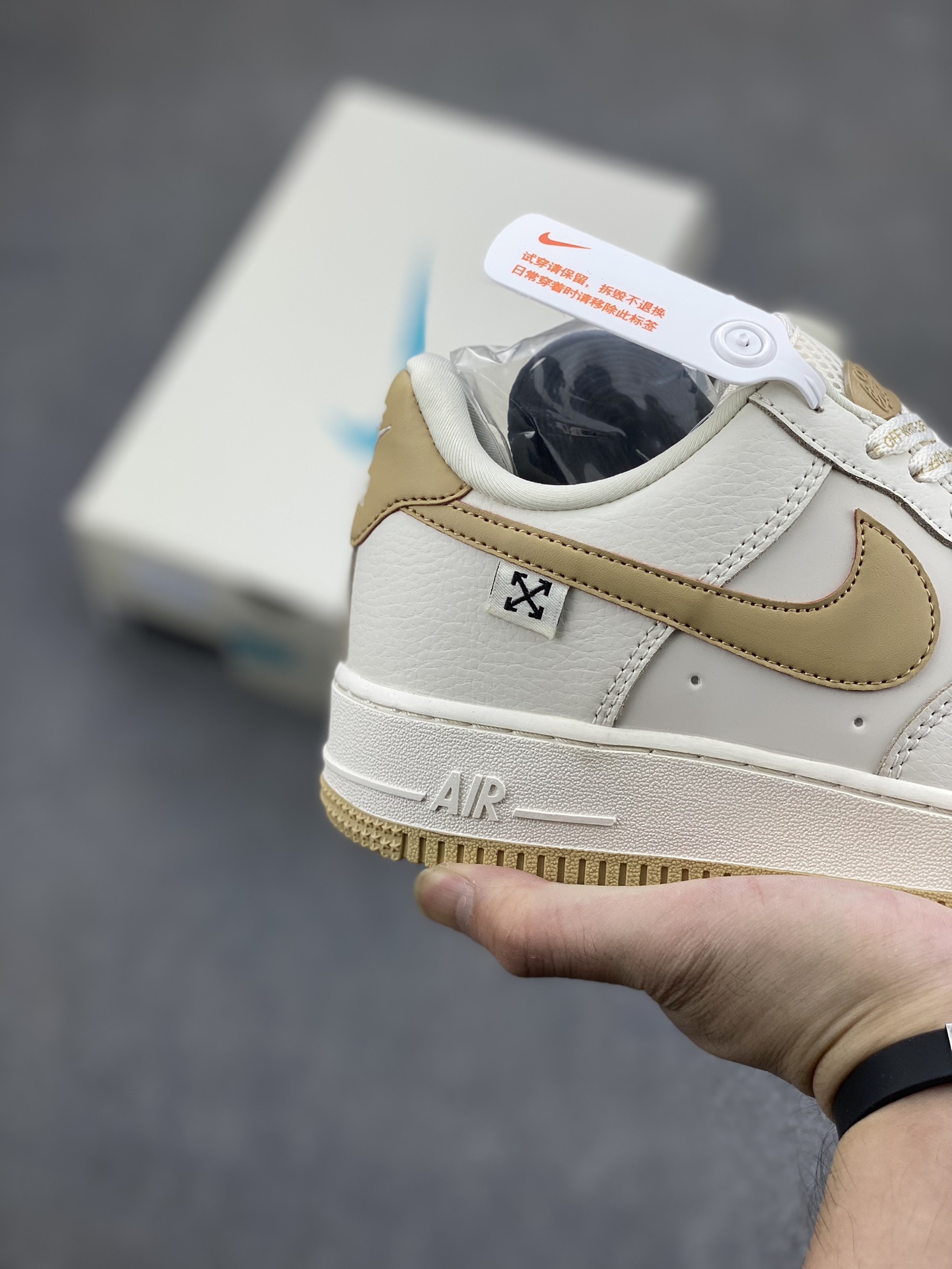 Nike Air Force 1 '07 Low OFF-White Collab Sneakers - Beige/Khaki, Limited Edition 6 i1697824353 76 4