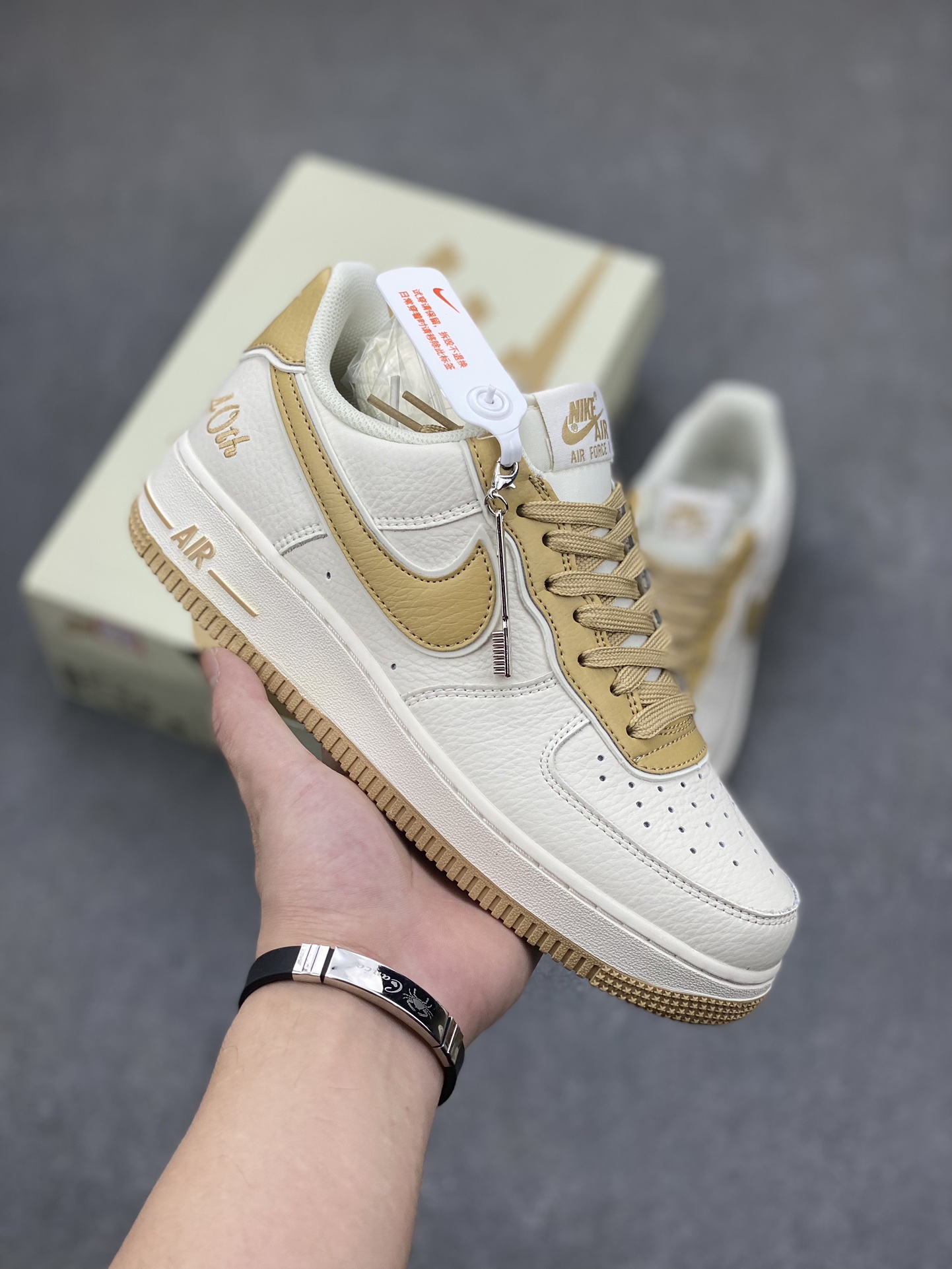 Nike Air Force 1 '07 Low 40TH Anniversary Edition Sneakers 2 i1697824421 1920 0