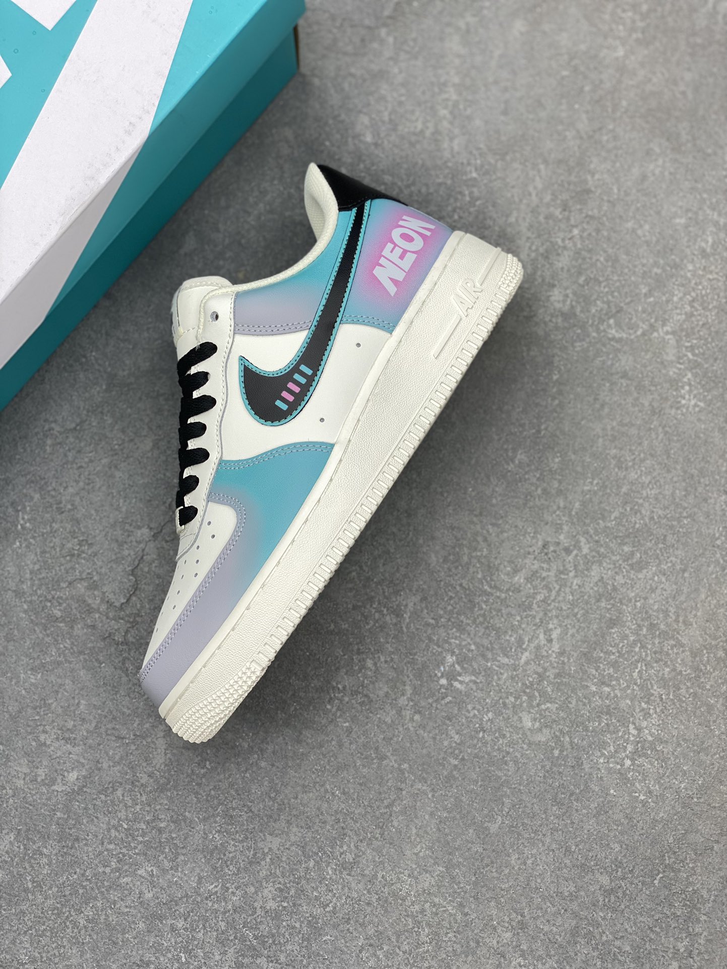 Nike Air Force 1 Low '07 Neon Graffiti Sneakers - Casual & Stylish 8 i1698437013 5058 6