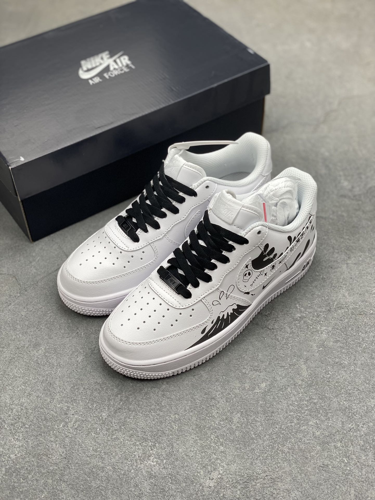 Nike Air Force 1 '07 Low Black White Wave Custom Sneakers 9 i1698437074 3198 7