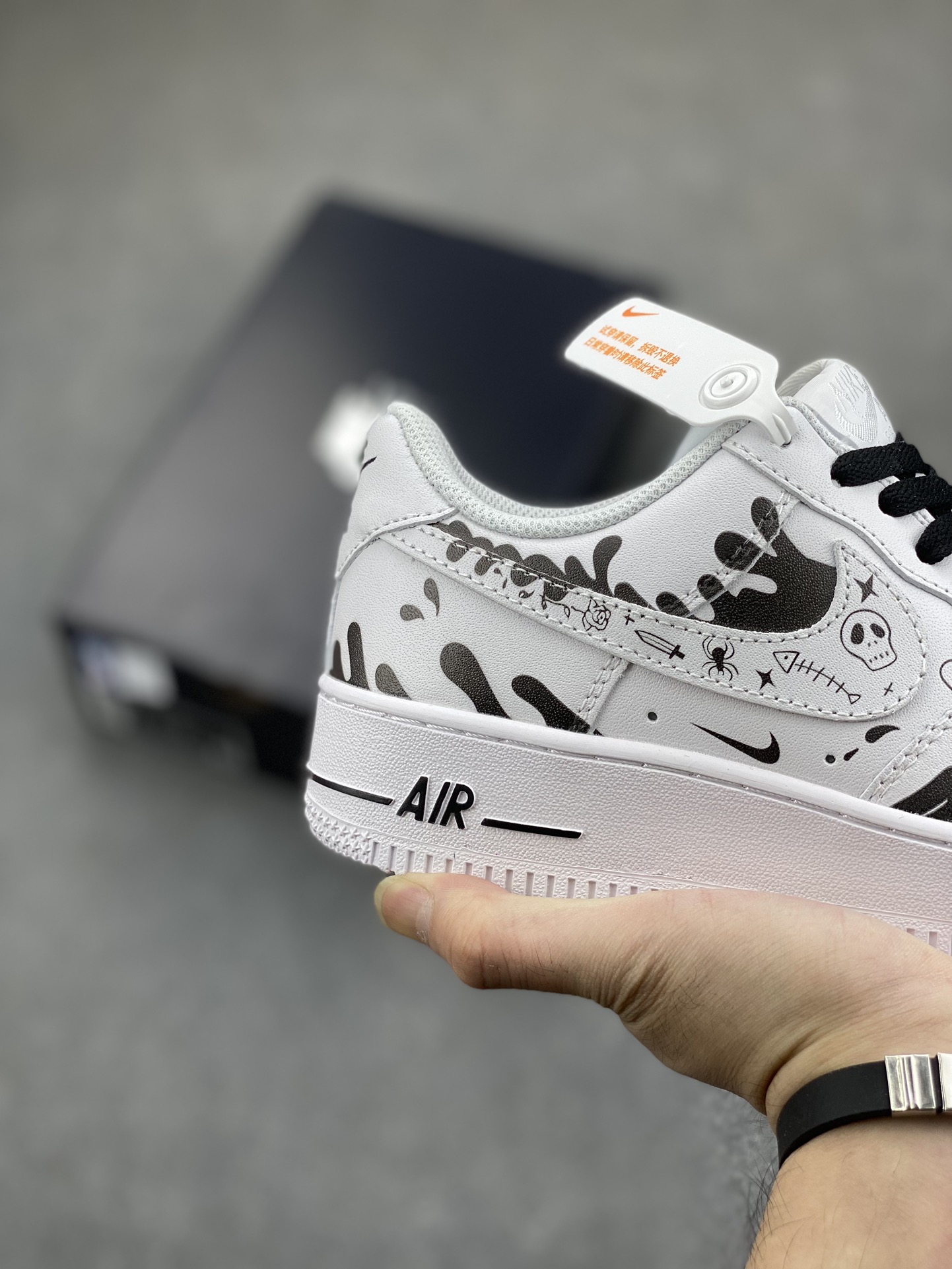 Nike Air Force 1 '07 Low Black White Wave Custom Sneakers 6 i1698437074 9628 4