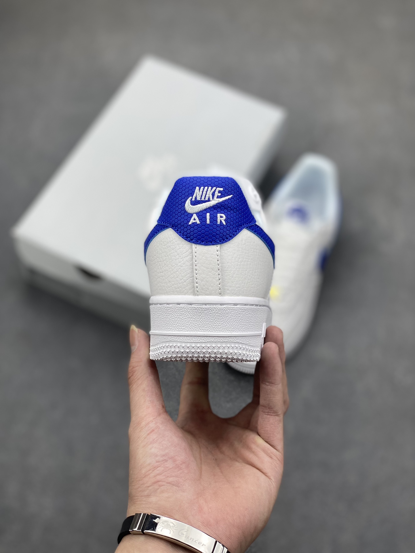 Nike Air Force 1 '07 Low White Royal Blue Sneakers - Classic Style 5 i1698521002 1062 3