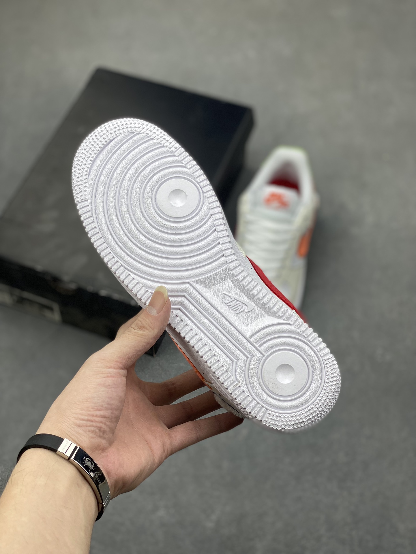 Nike Air Force 1 Low Casual Sneakers - Premium Comfort & Style 7 i1698962765 5802 5