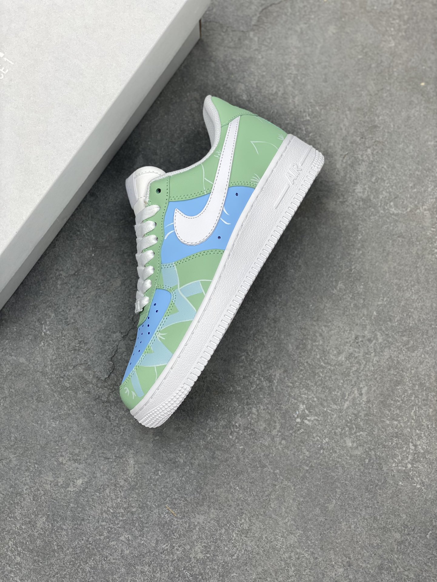 Nike Air Force 1 '07 Low Green Blue White Custom Sneakers CW2288-111 8 i1699043884 7464 6