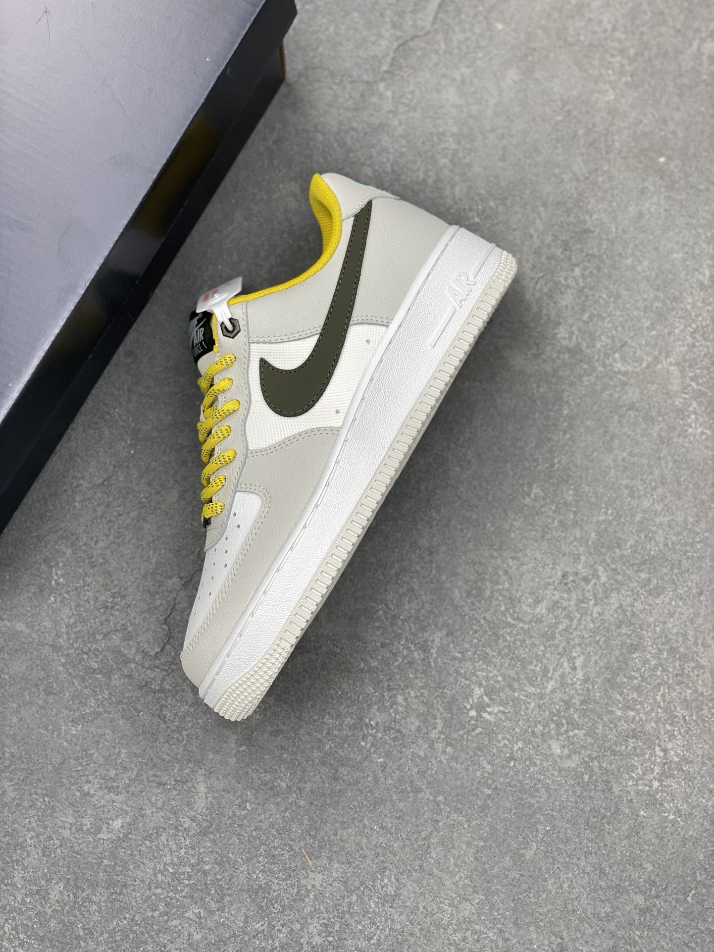 Nike Air Force 1 '07 Low FV3628-031 - Pure Comfort and Style 8 i1699043961 9693 6