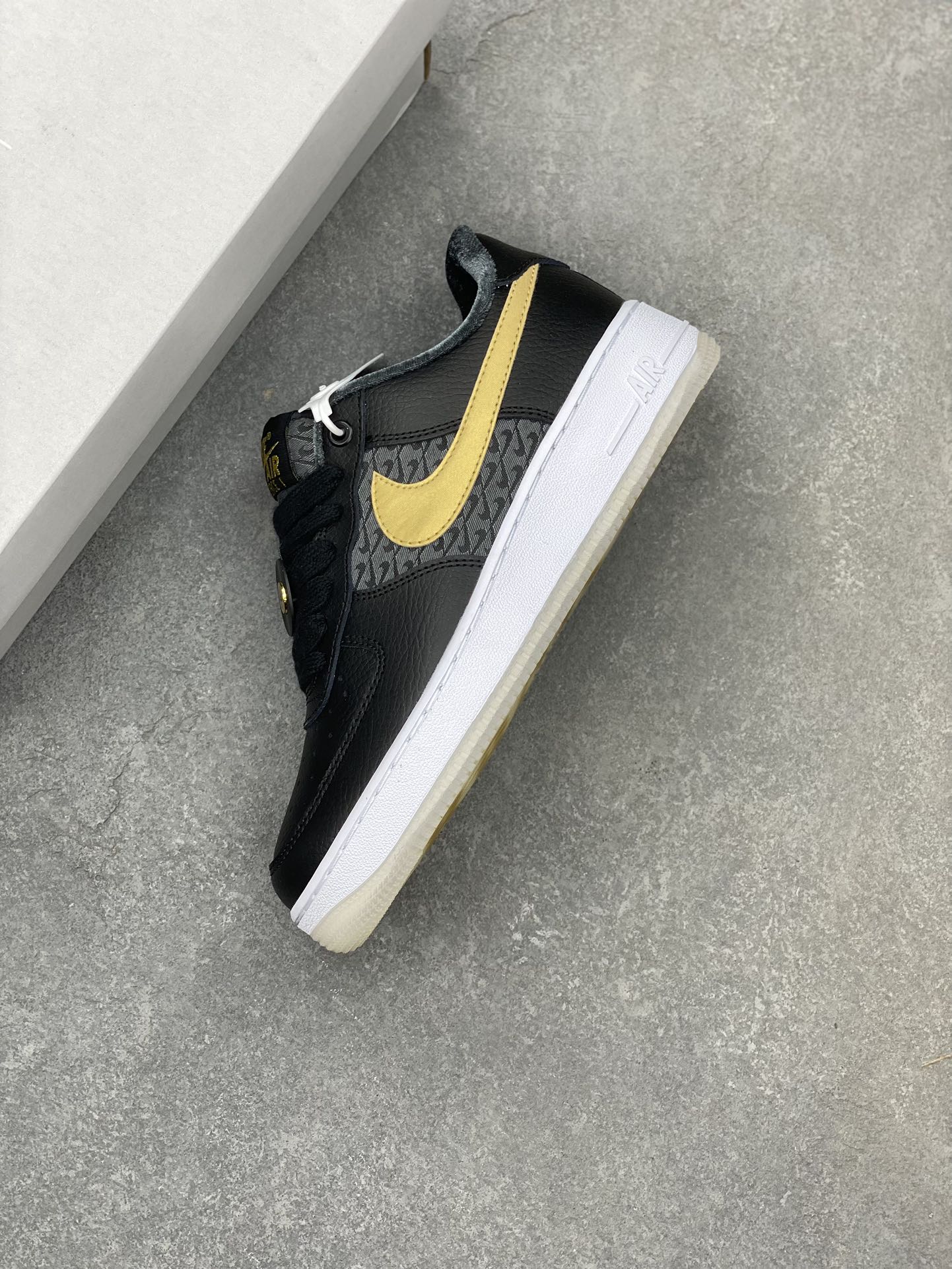 Nike Air Force 1 Low Black/Gold FN6977-010,Honeycomb Cushioning,Original Accessories 8 i1700074567 1539 6