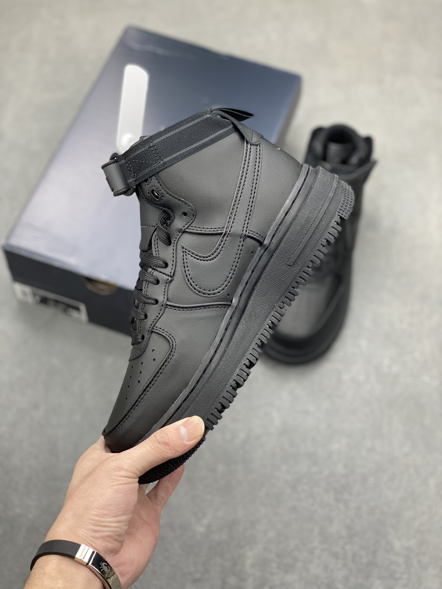 Nike Air Force 1 '07 High-Top Sneaker - Pure Comfort, Iconic Style 4 i1700173629 6343 2