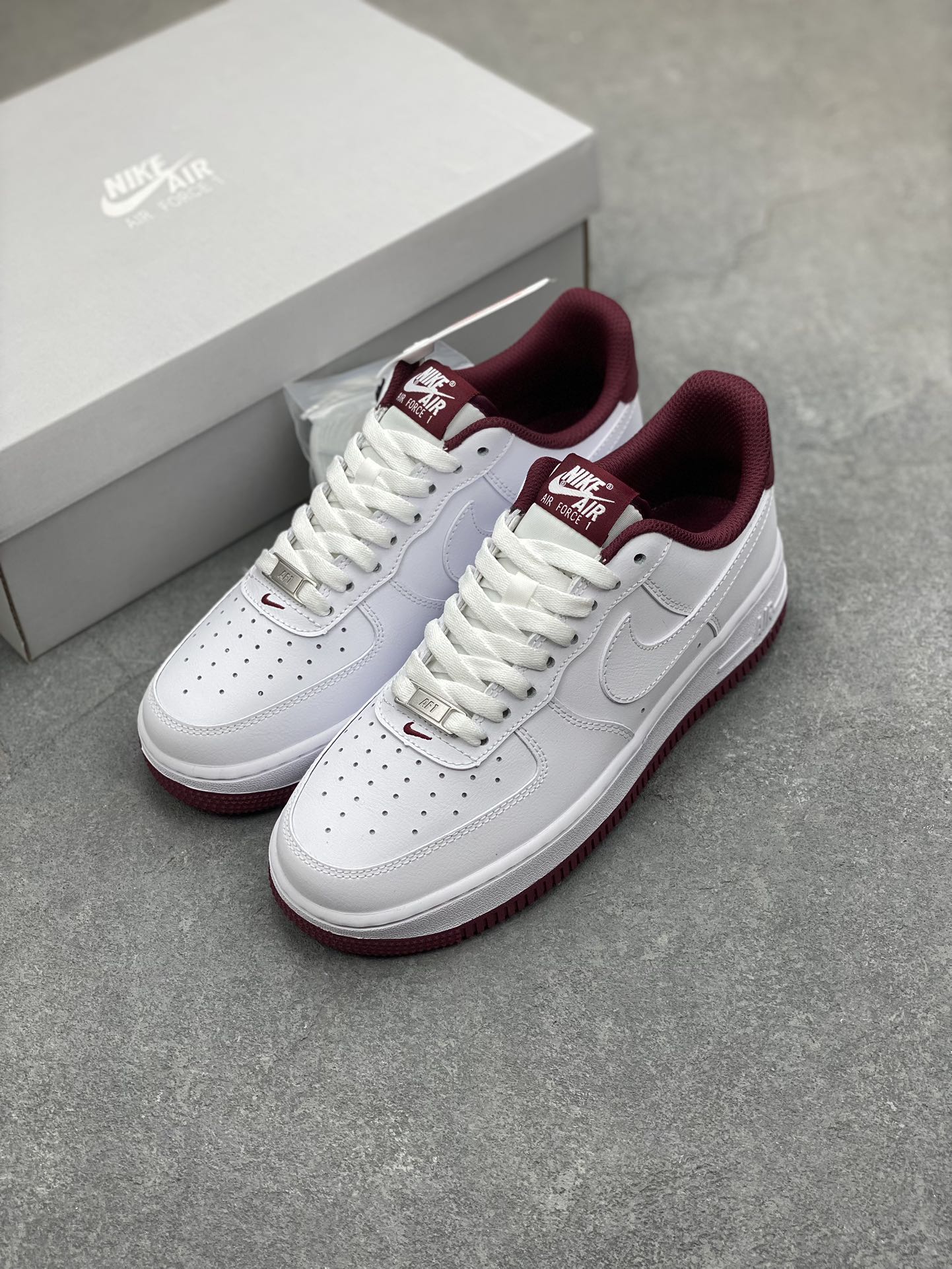 Nike Air Force 1 Low White Burgundy Crush: Premium Comfort and Style 9 i1700175091 6503 7