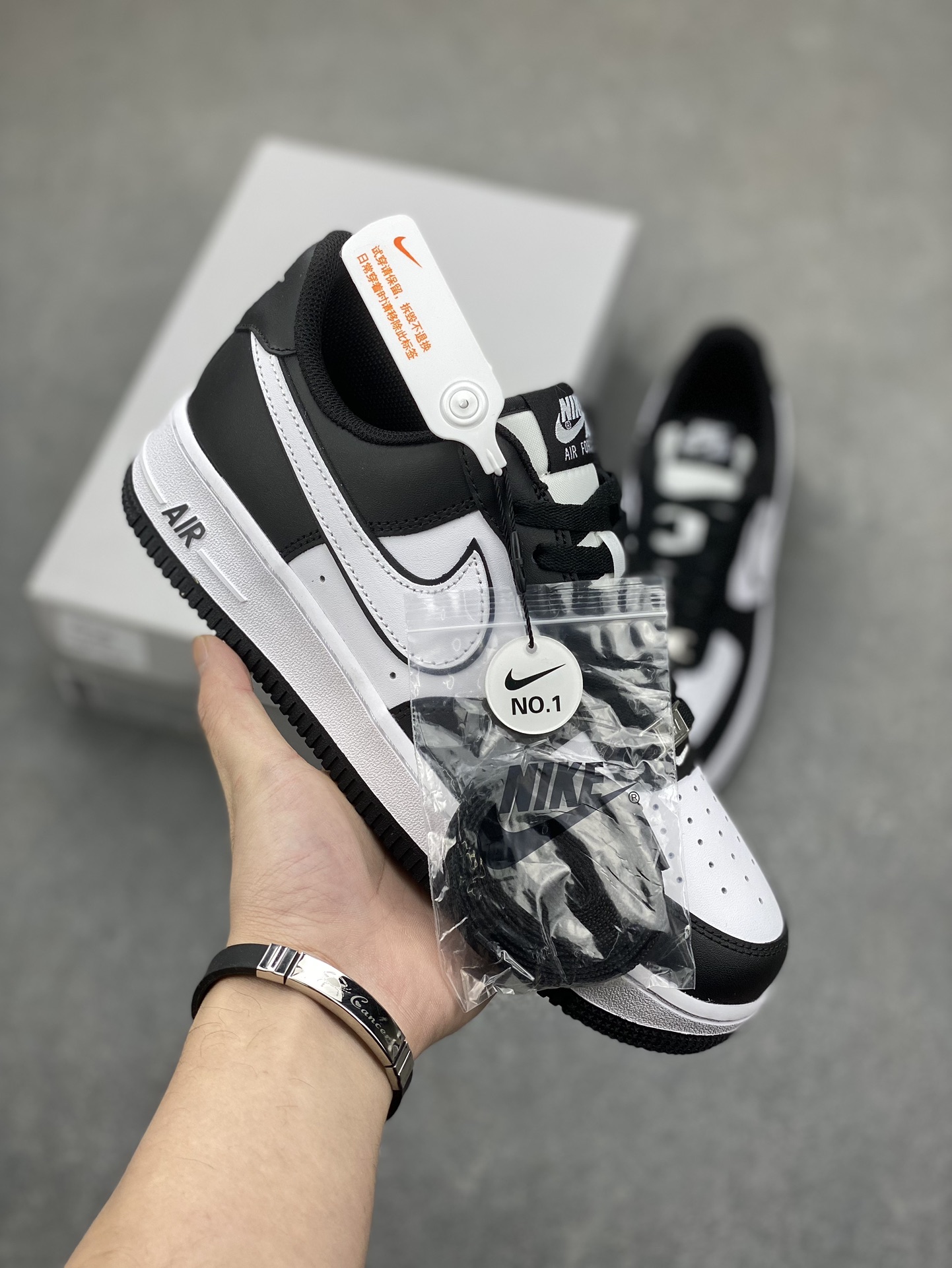 Nike Air Force 1 Low 'Panda' Black White Sneakers DV0788-001 2 i1700247604 3015 0