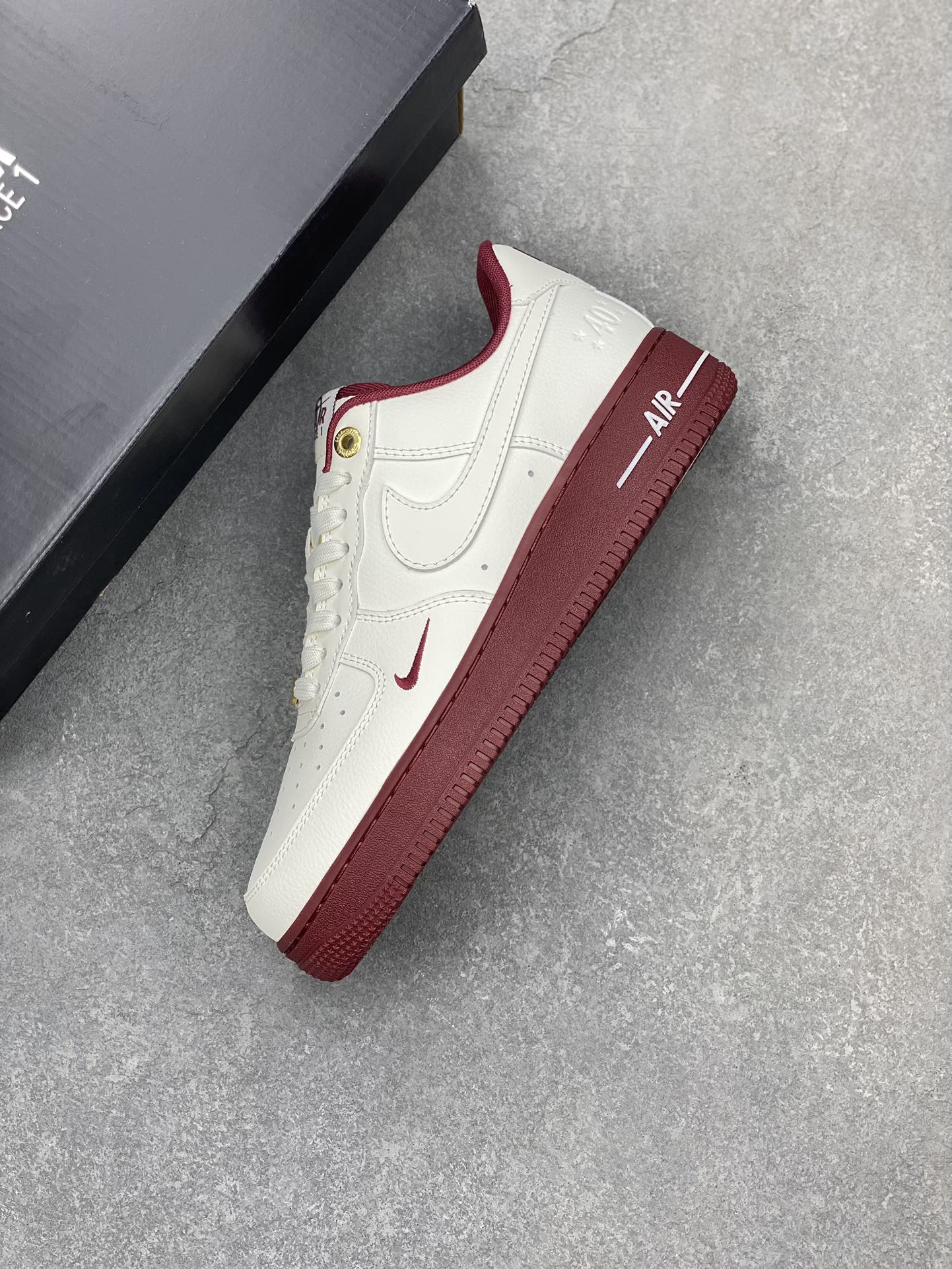 Nike Air Force 1 Low 40th Anniversary Edition - Premium Quality Sneakers 8 i1700422288 1426 6