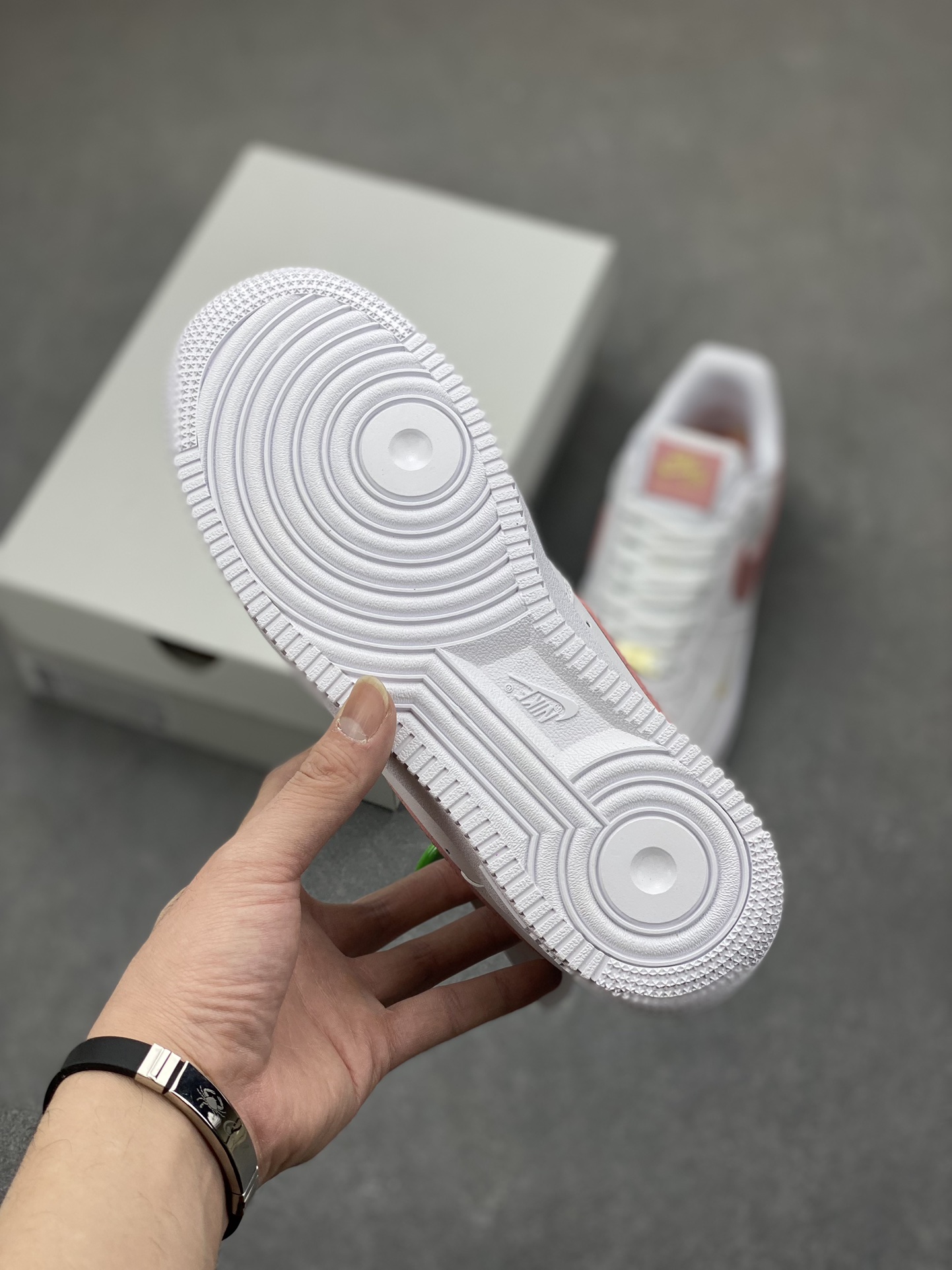 Nike Air Force 1 '07 White/Wine Red, Premium Leather, Cushioned Comfort 7 i1700594255 3530 5