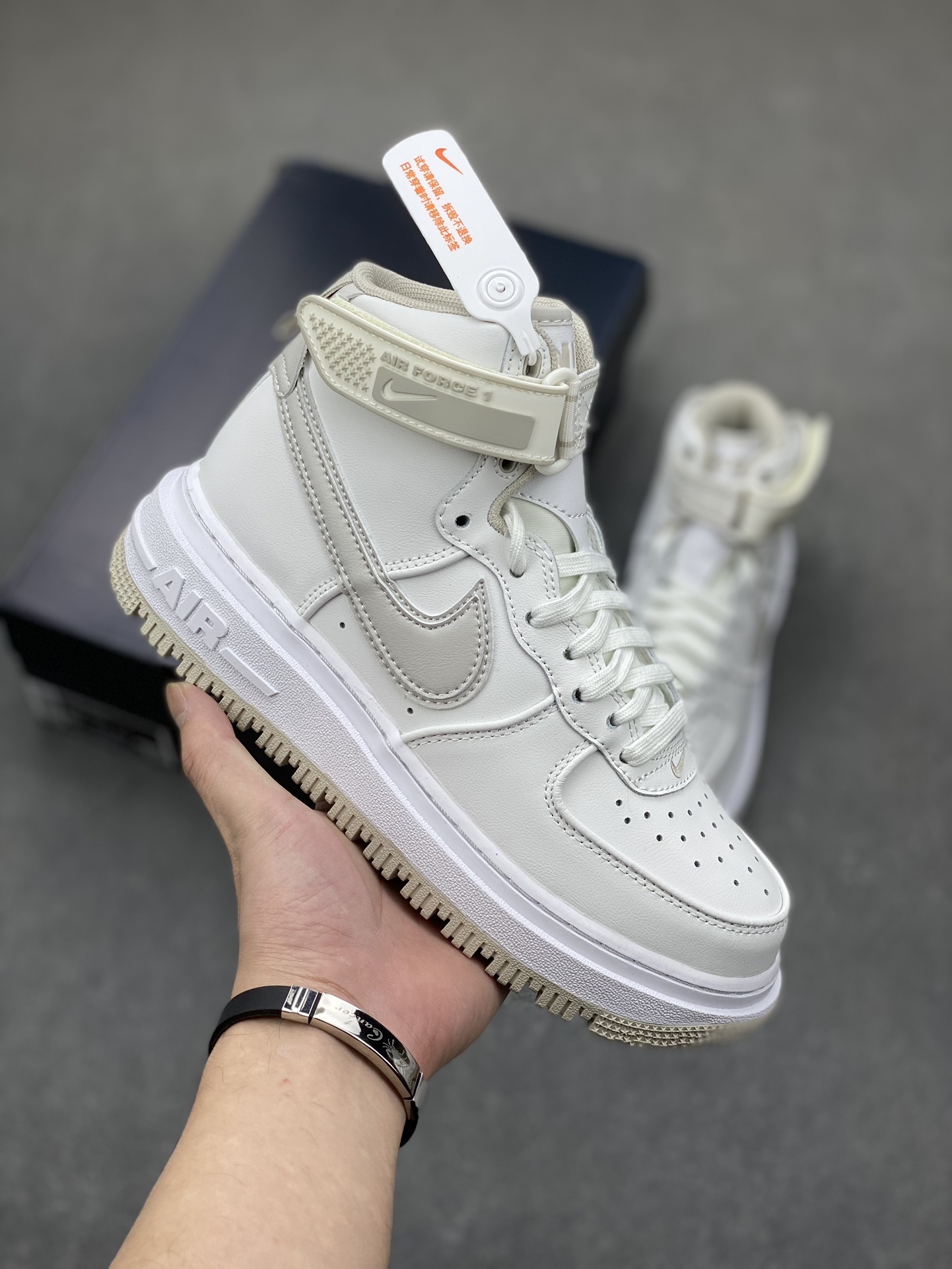 Nike Air Force 1 '07 High-Top Sneakers - Iconic Style & Comfort 2 i1700685848 2648 0