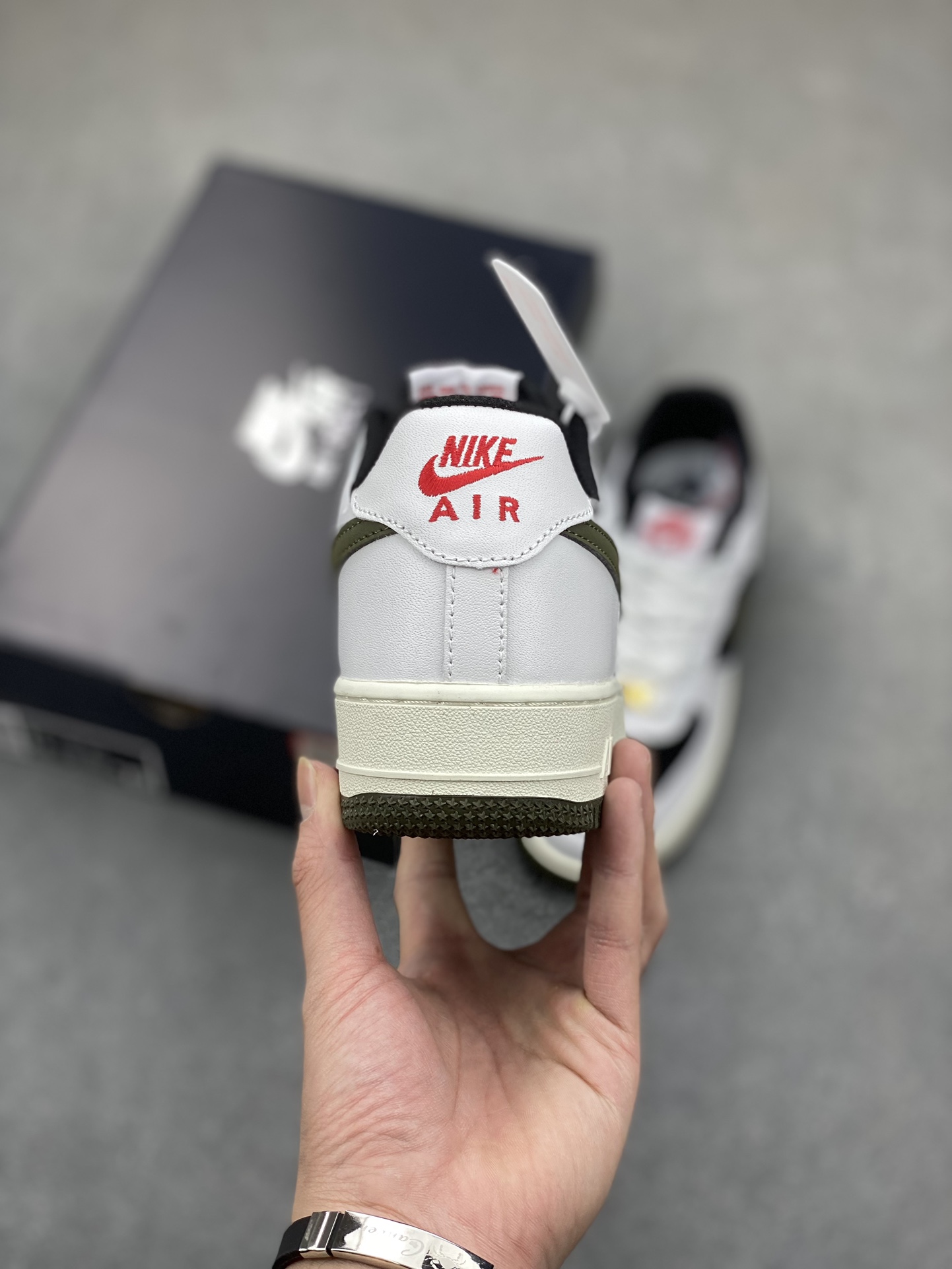 Nike Air Force 1 Low-Top Sneakers - AV0383-226 - Stylish & Comfortable 5 i1700685936 490 3