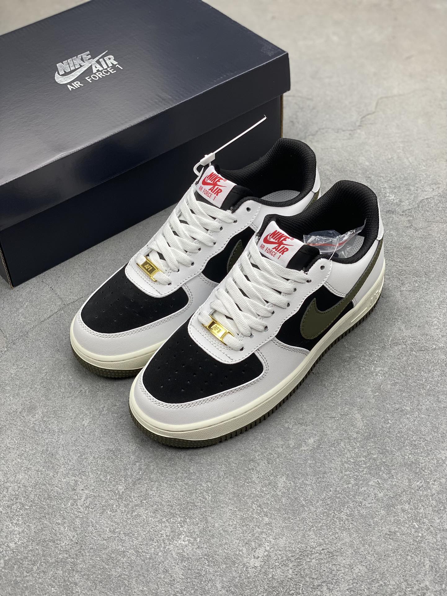Nike Air Force 1 Low-Top Sneakers - AV0383-226 - Stylish & Comfortable 9 i1700685936 5574 7