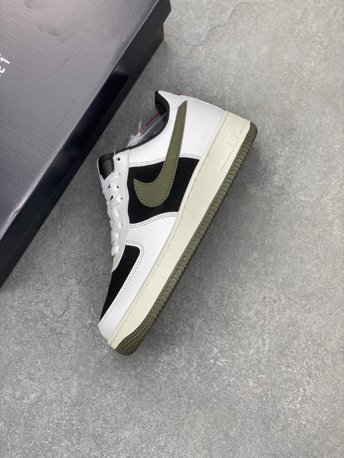 Nike Air Force 1 Low-Top Sneakers - AV0383-226 - Stylish & Comfortable 8 i1700685936 5864 6
