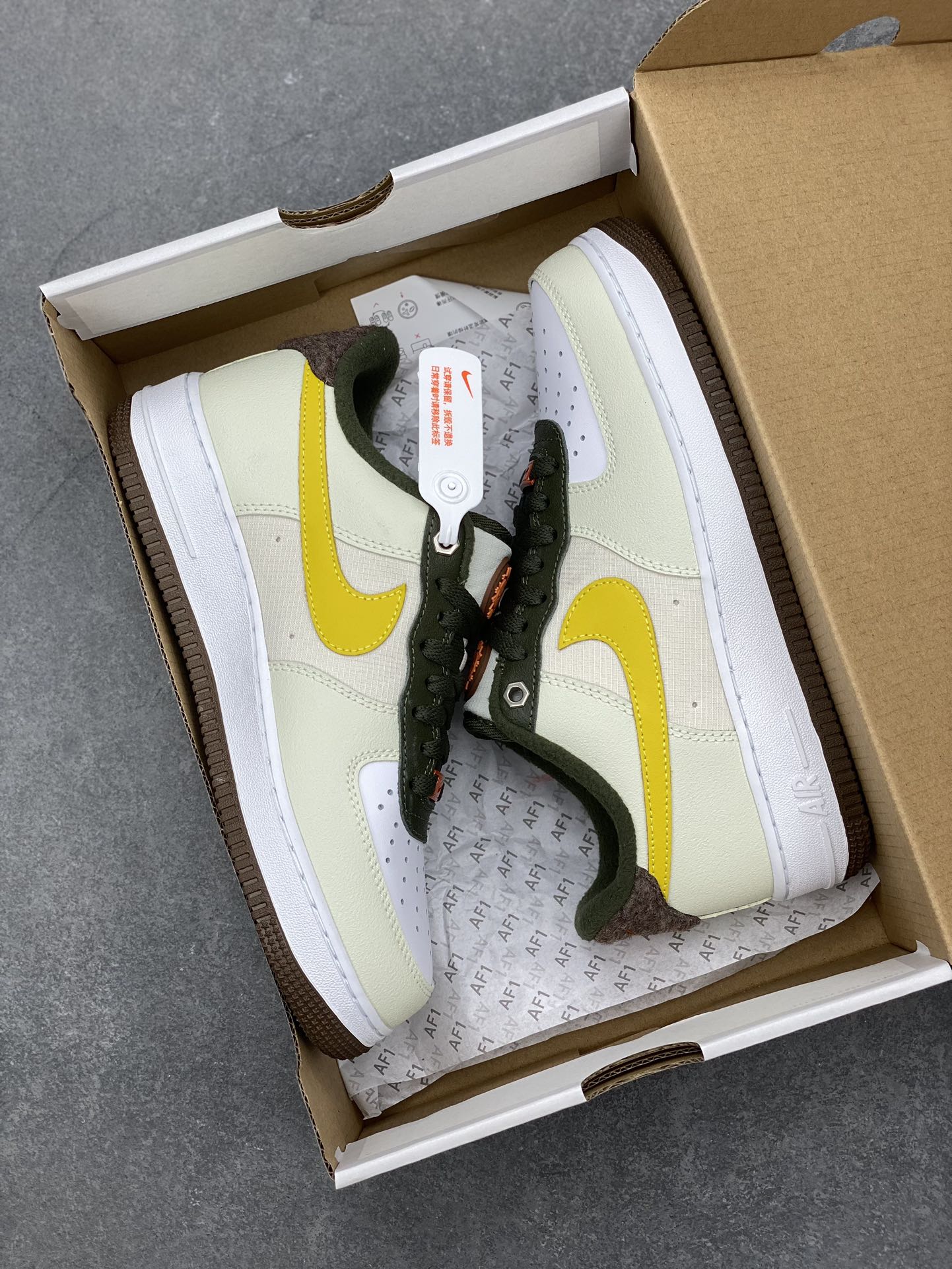 Nike Air Force 1 Low Mustard Yellow Sneakers FV3647-171 10 i1700686135 2127 8