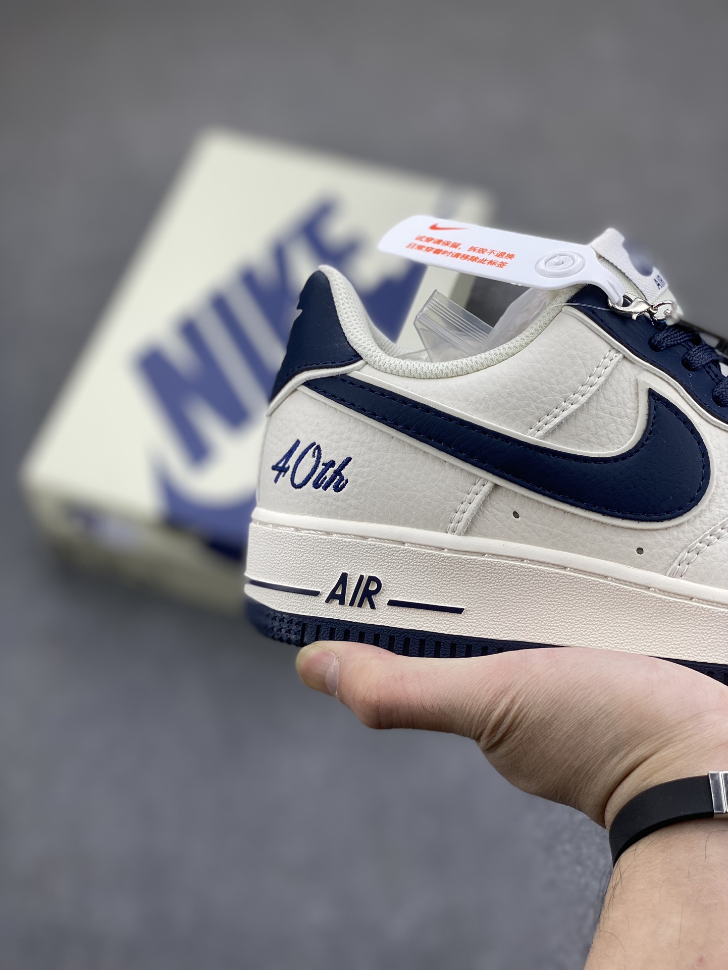 Nike Air Force 1 Low 40th Anniversary Edition Men's Sneakers 6 i1700772935 2222 4
