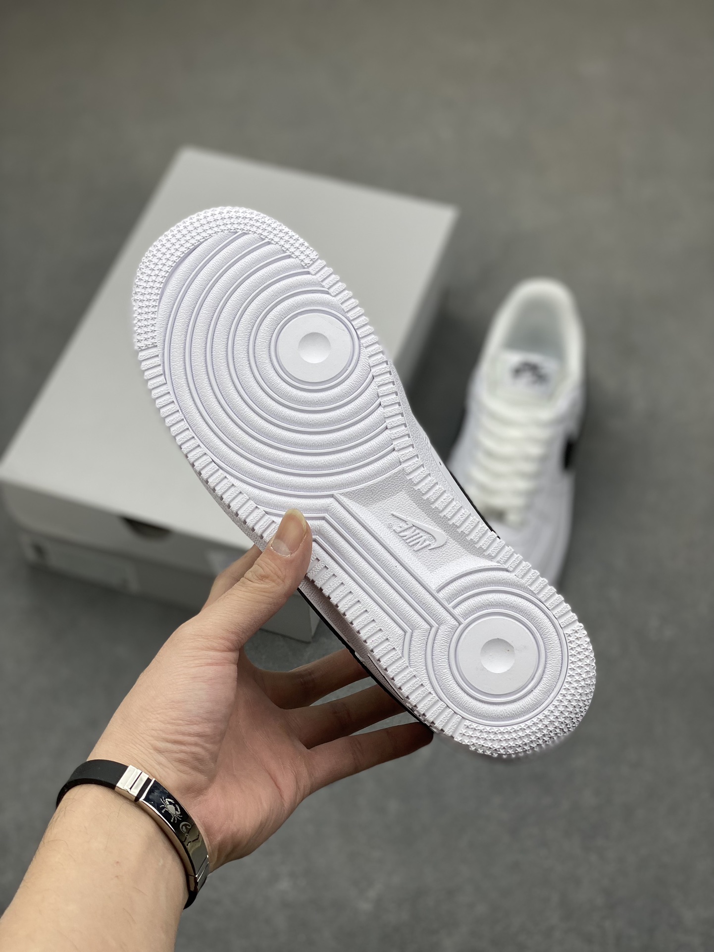 Nike Air Force 1 Low White/Black CJ0952-100 - Premium Quality, Comfortable Fit 7 i1700773164 85 5