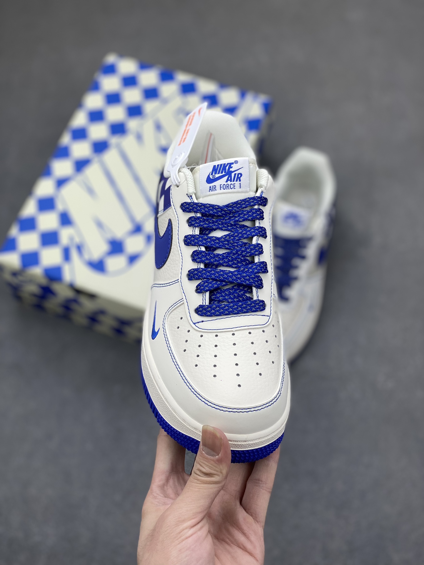 Nike Air Force 1 '07 Low Blue White Grey Checkered Sneakers - Fashionable & Comfy 3 i1700851188 5123 1