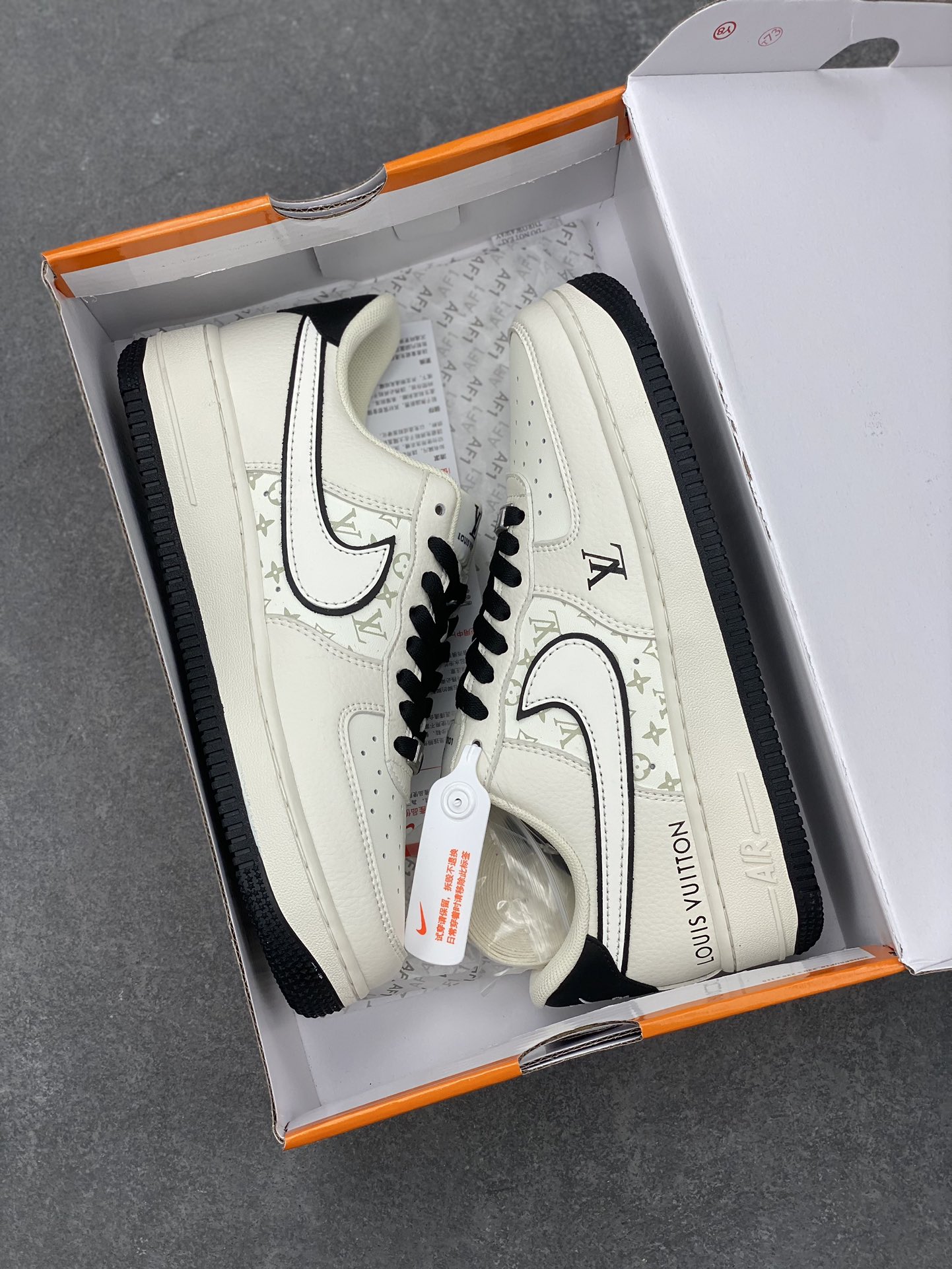 Nike Air Force 1 '07 Low Louis Vuitton Collab Sneakers - Limited Edition 10 i1701549602 4489 5