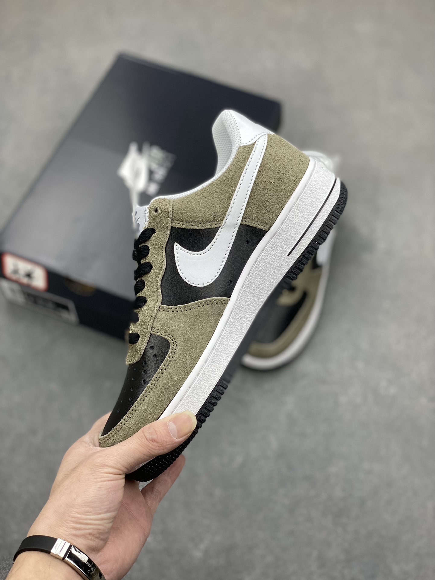 Air Force 1 '07 Low White Black Green AV0383-226 - Authentic Air Force Edition 4 i1701549845 2015 1