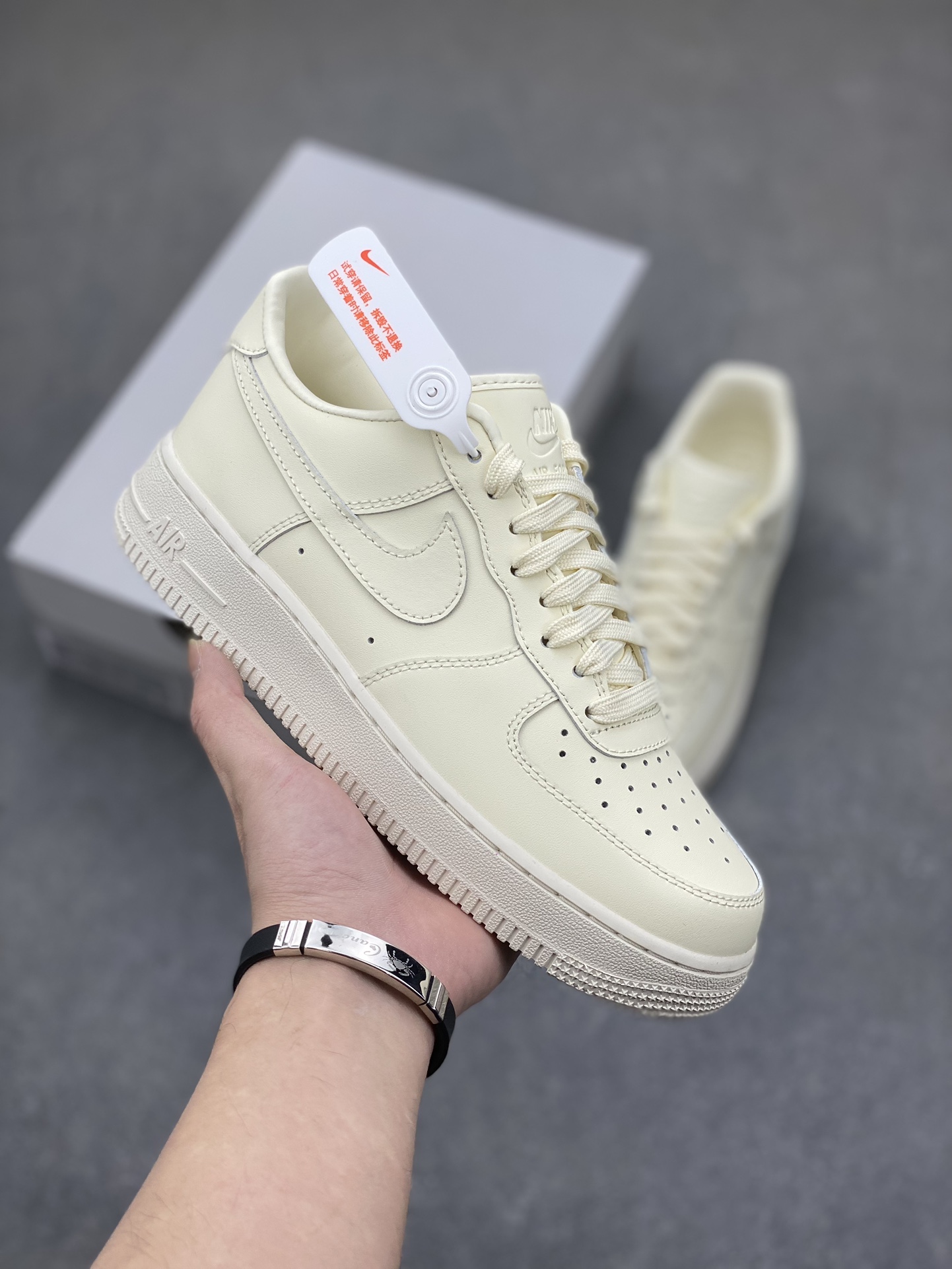 Nike Air Force 1 '07 Low Light Yellow Casual Sneakers DM0211-101 2 i1701549938 5041 7