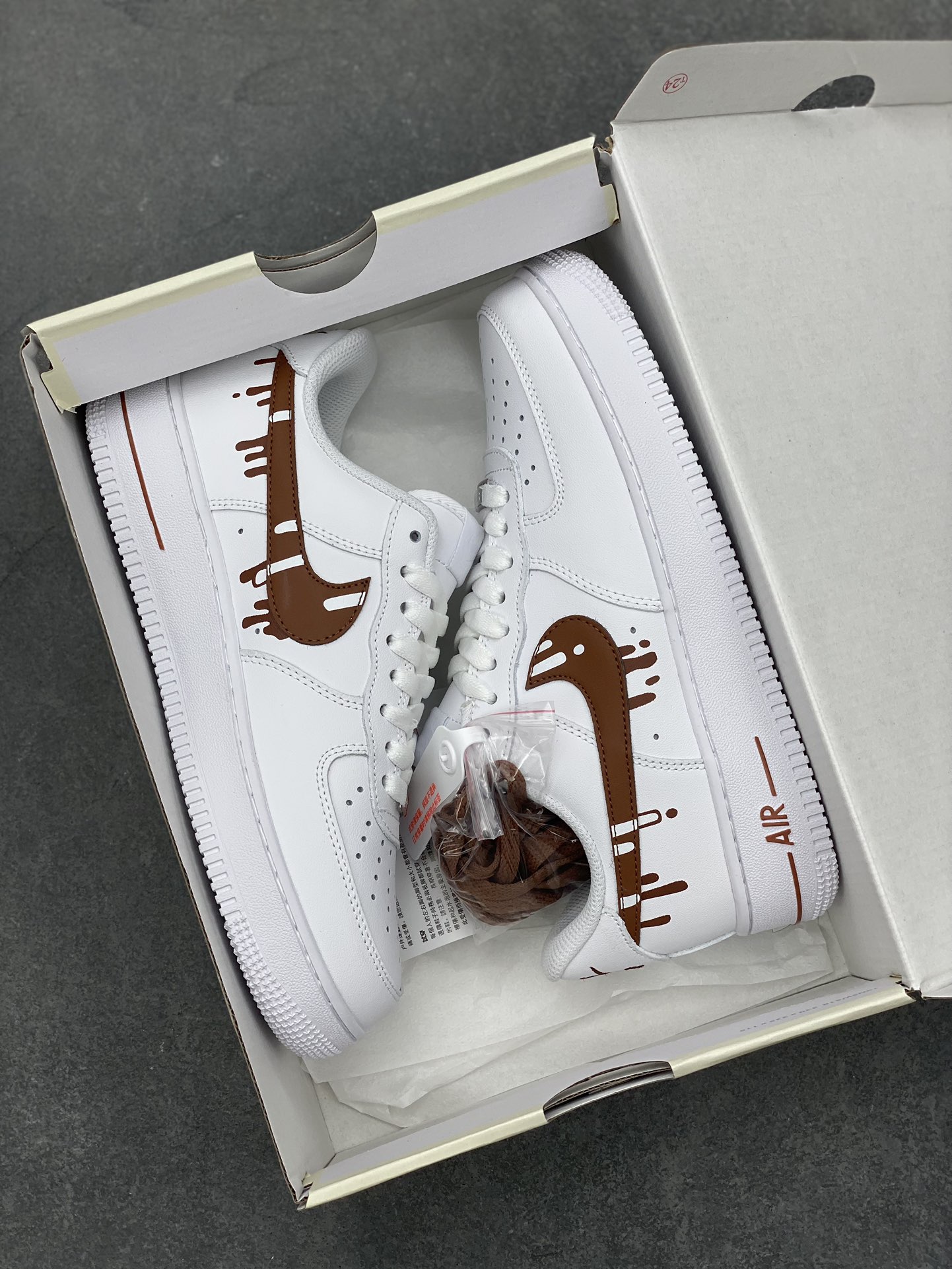 Nike Air Force 1 Low White Chocolate Drip Casual Sneakers CW2288-008 10 i1701549983 2131 0