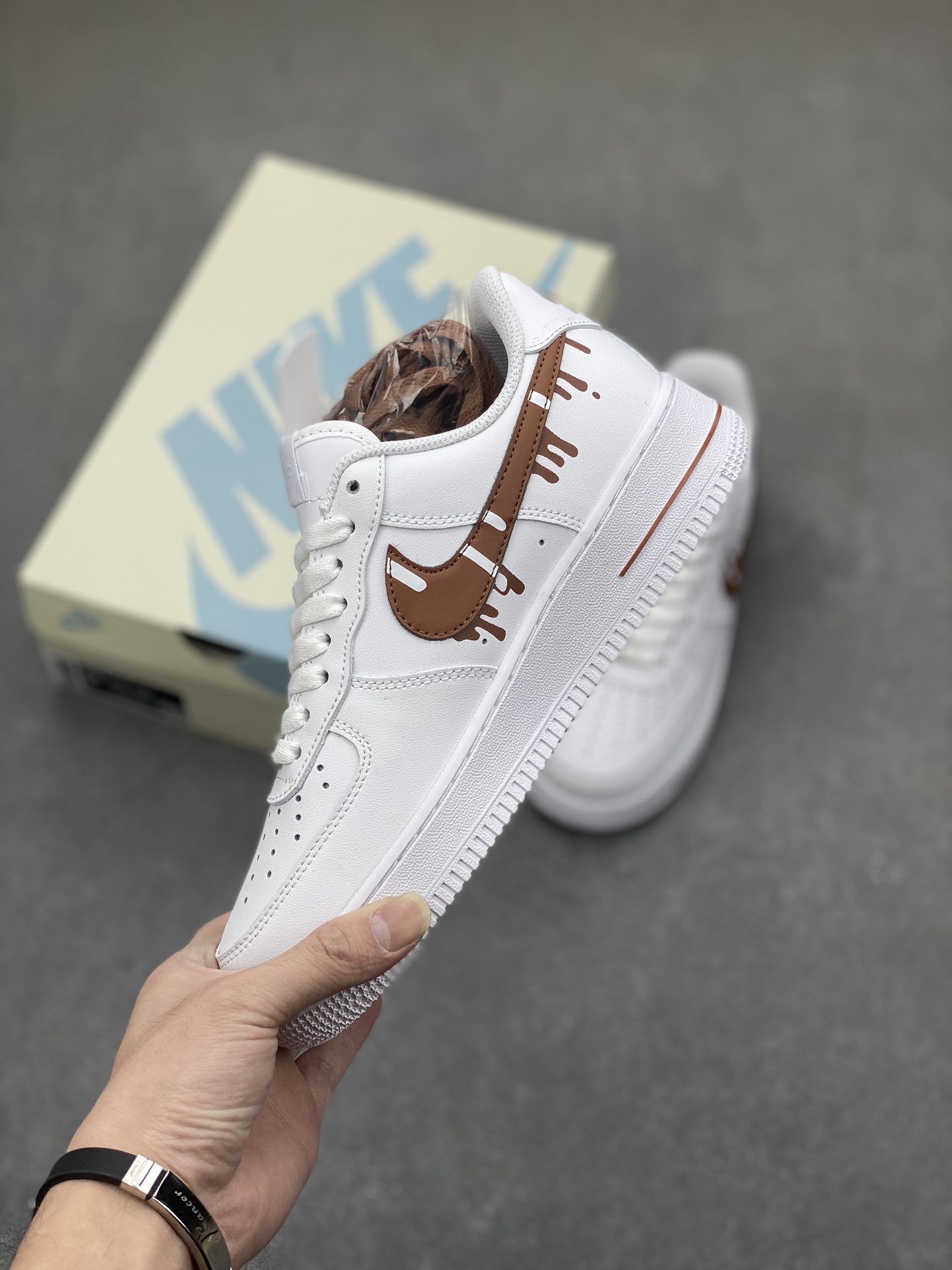 Nike Air Force 1 Low White Chocolate Drip Casual Sneakers CW2288-008 4 i1701549983 2923 4