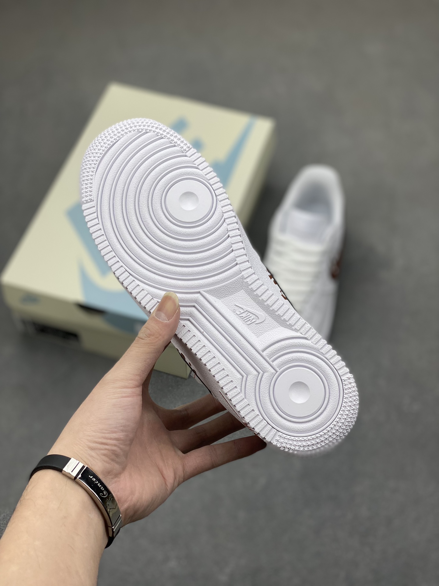 Nike Air Force 1 Low White Chocolate Drip Casual Sneakers CW2288-008 7 i1701549983 5850 1