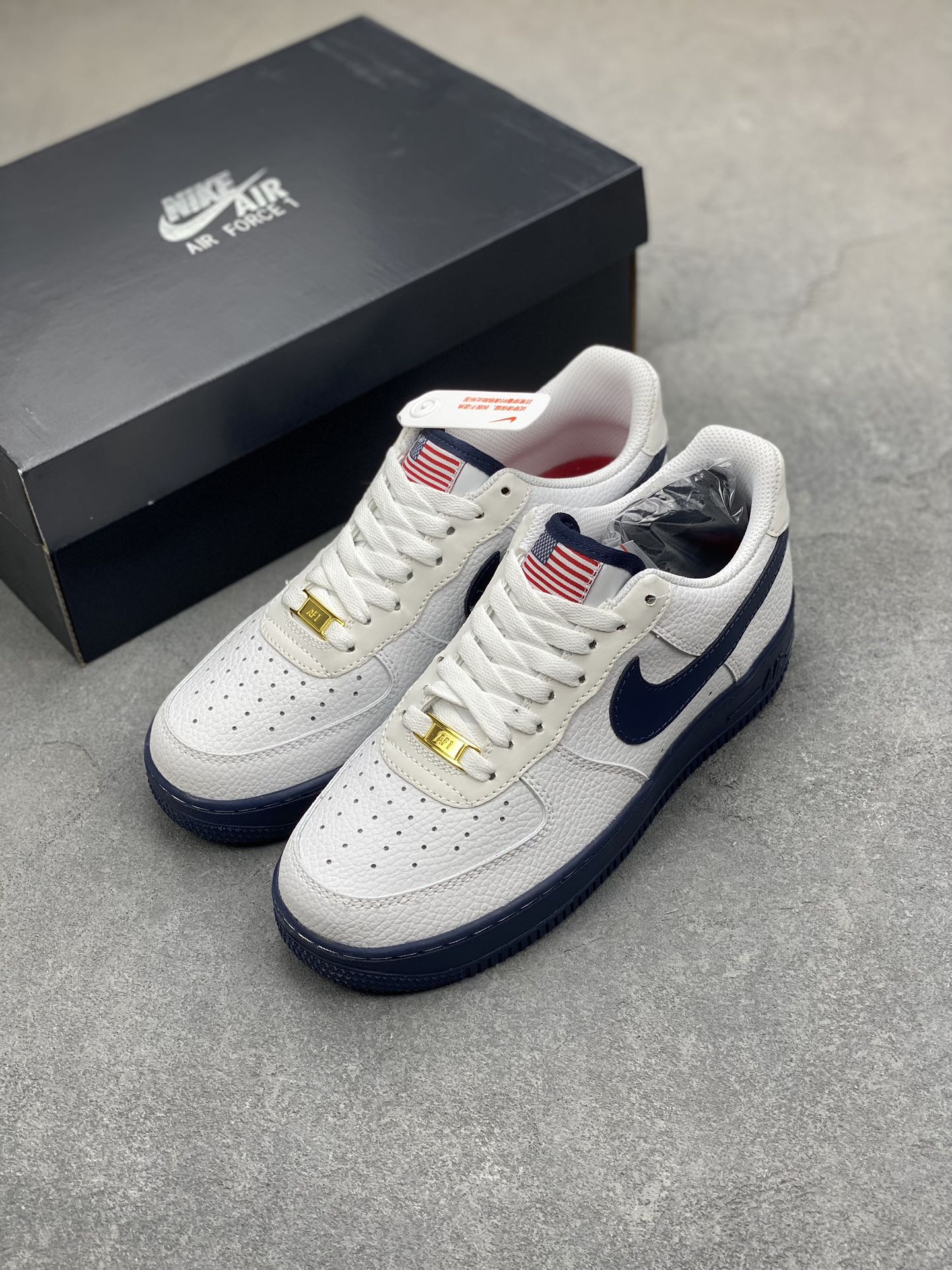 Nike Air Force 1 Low White Blue US Flag - Original Design & Comfort 9 i1702324943 3120 4