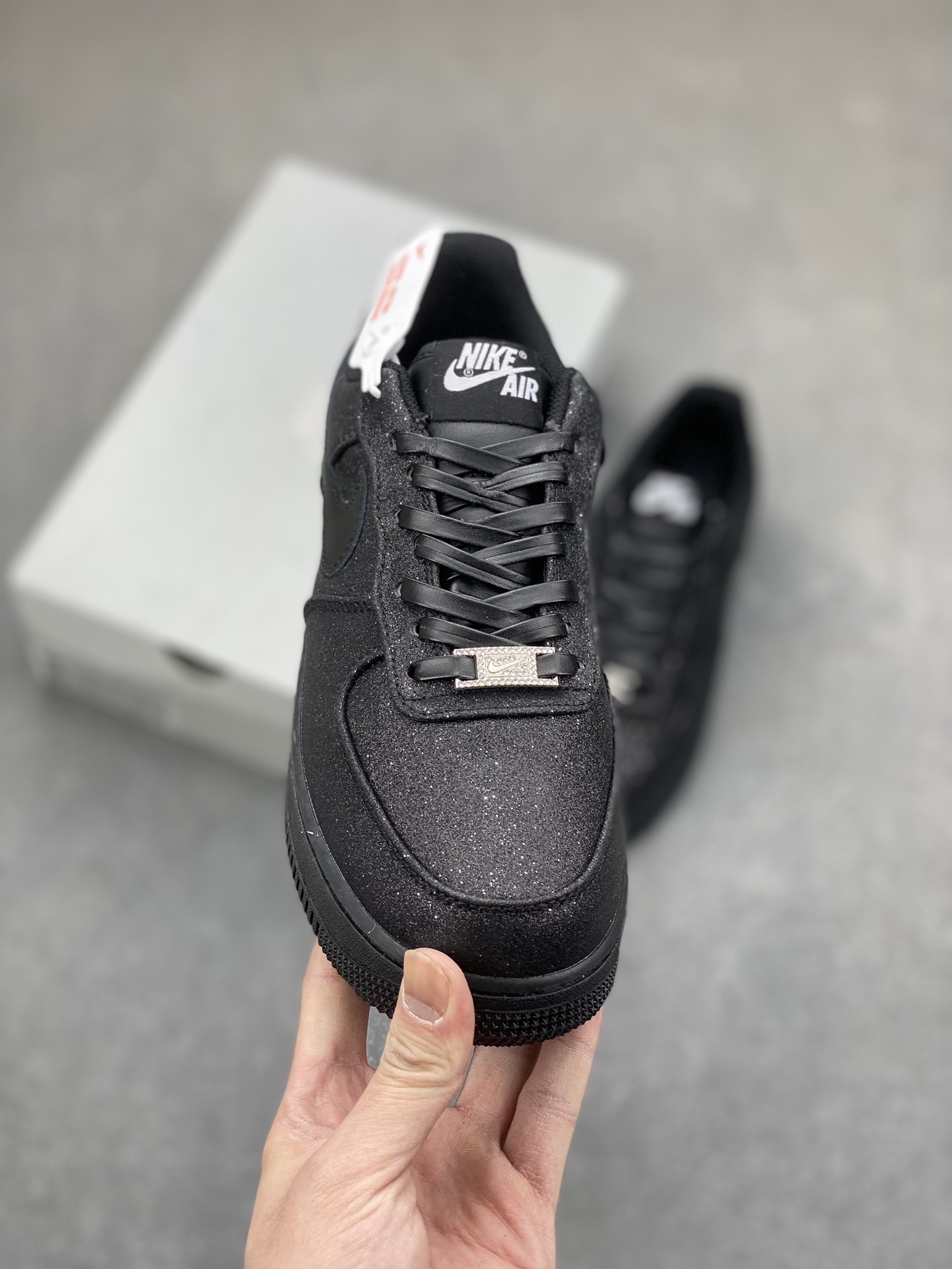 Nike Air Force 1 '07 Low Black Glitter - Iconic Style and Comfort 3 i1702841396 470 4
