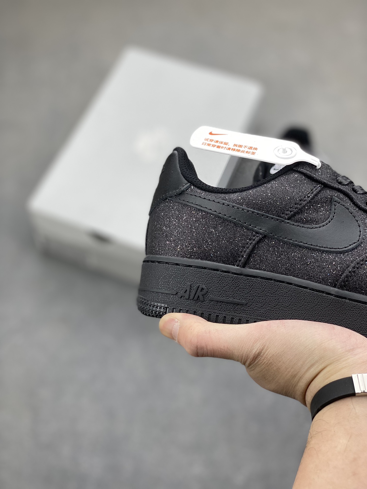 Nike Air Force 1 '07 Low Black Glitter - Iconic Style and Comfort 6 i1702841396 6751 2