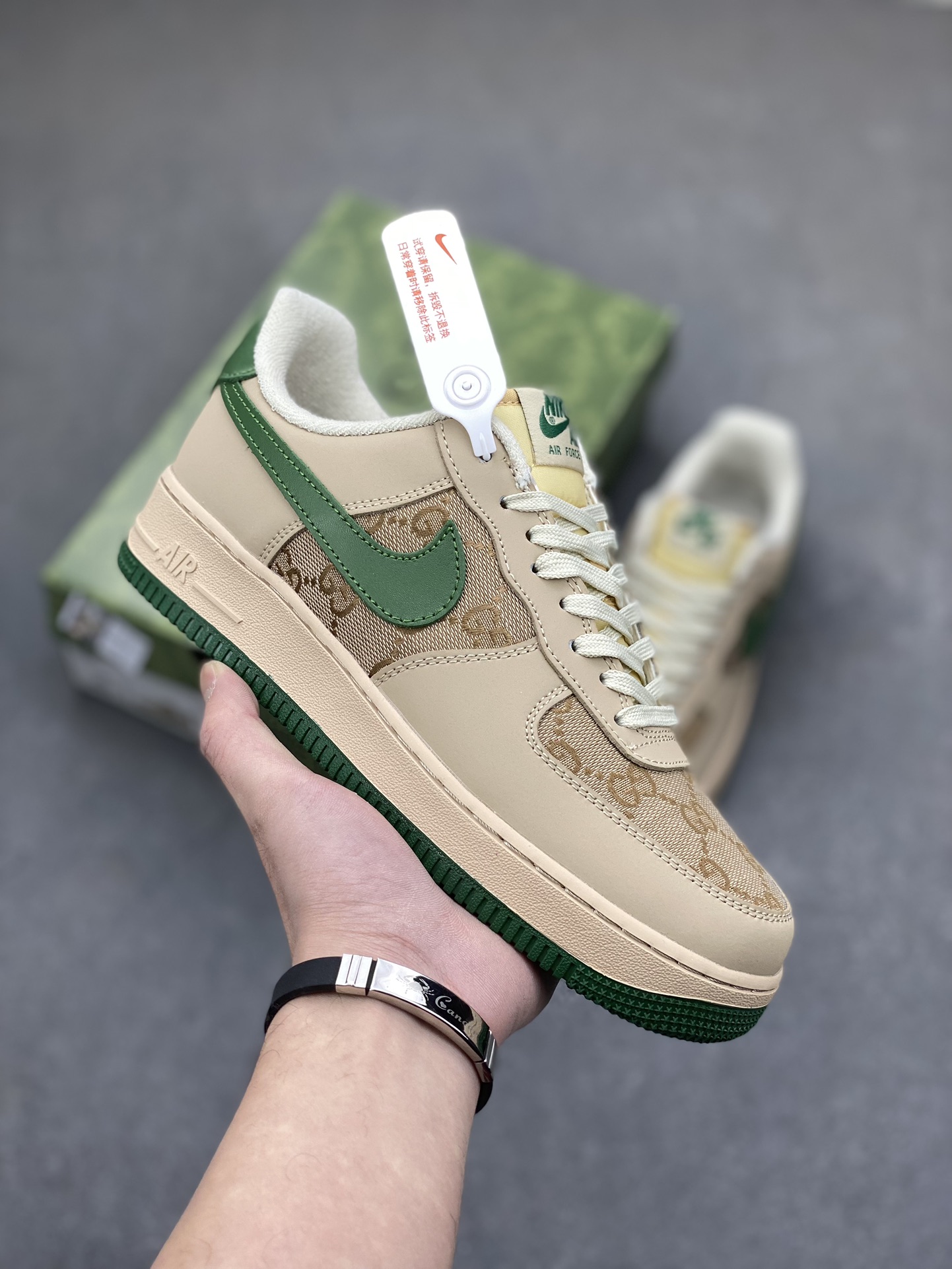 Nike Air Force 1 '07 Low Gucci Collaboration Casual Sneakers - Style & Comfort 2 i1702841554 2060 8